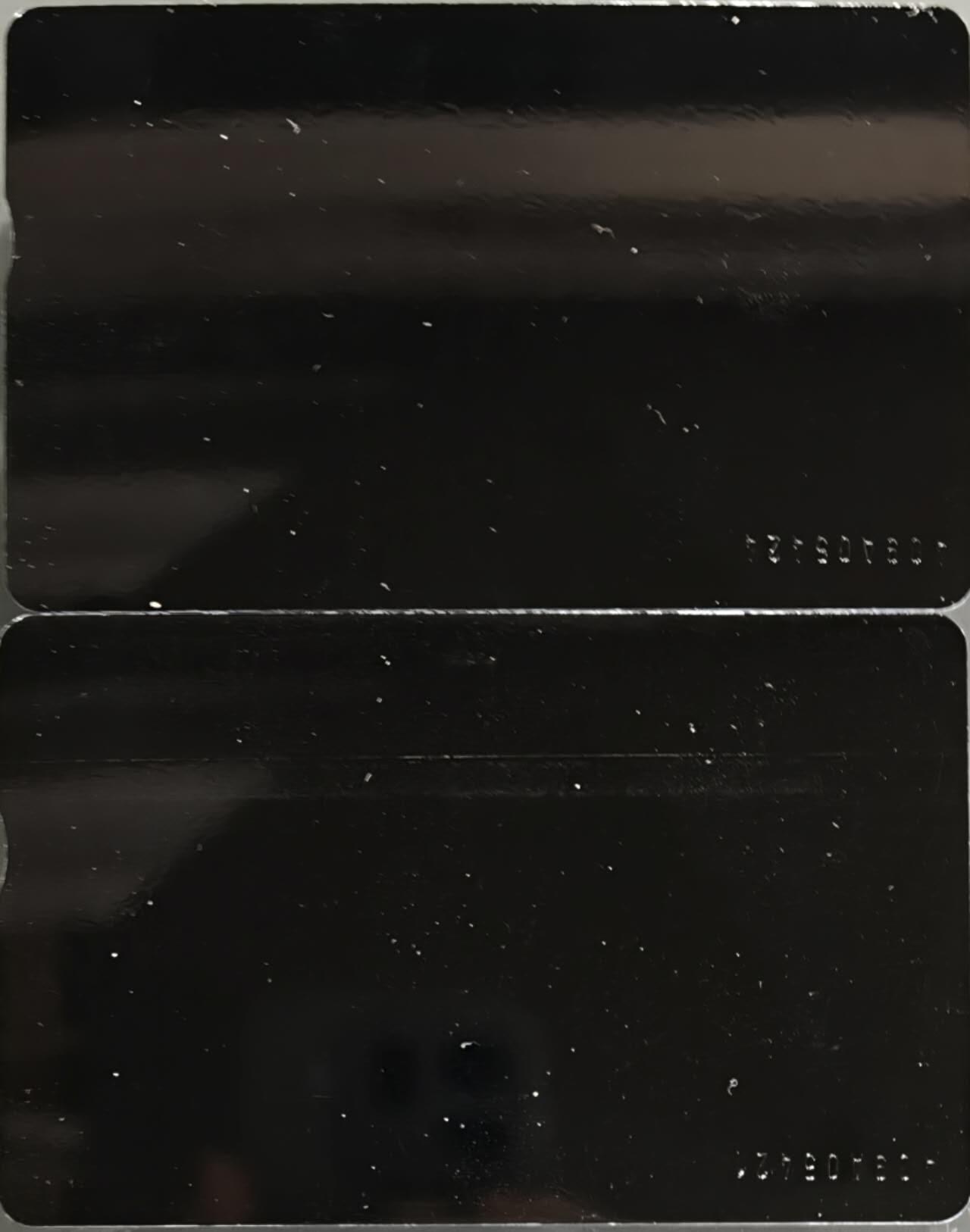 公藏第62期裸卡拍卖 台湾光学新卡（D4042  八佾舞）一全2套合拍。这是孔子诞辰祭奠中的八佾舞。八佾舞起源于周代，是最高规格的宫廷舞乐。用于祭祀孔子。象征礼的至高无上。