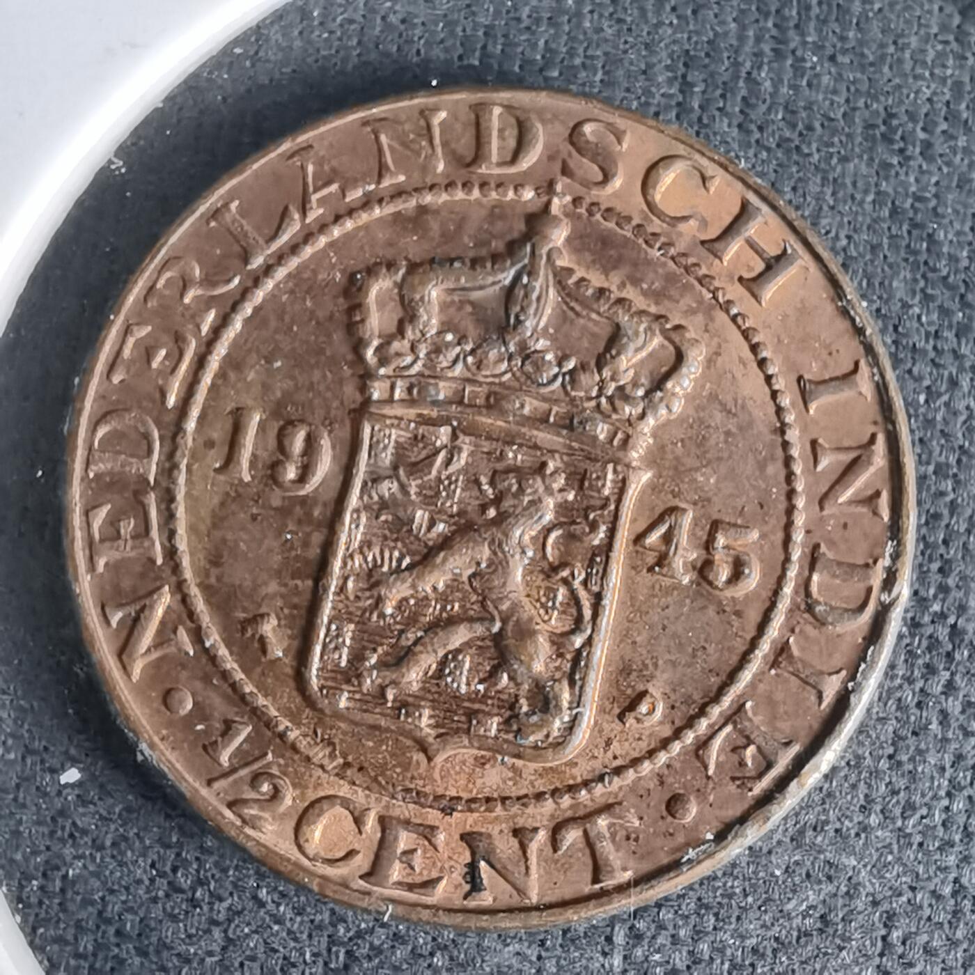 沼泽如烟--第1017场 荷属东印度1945年半分