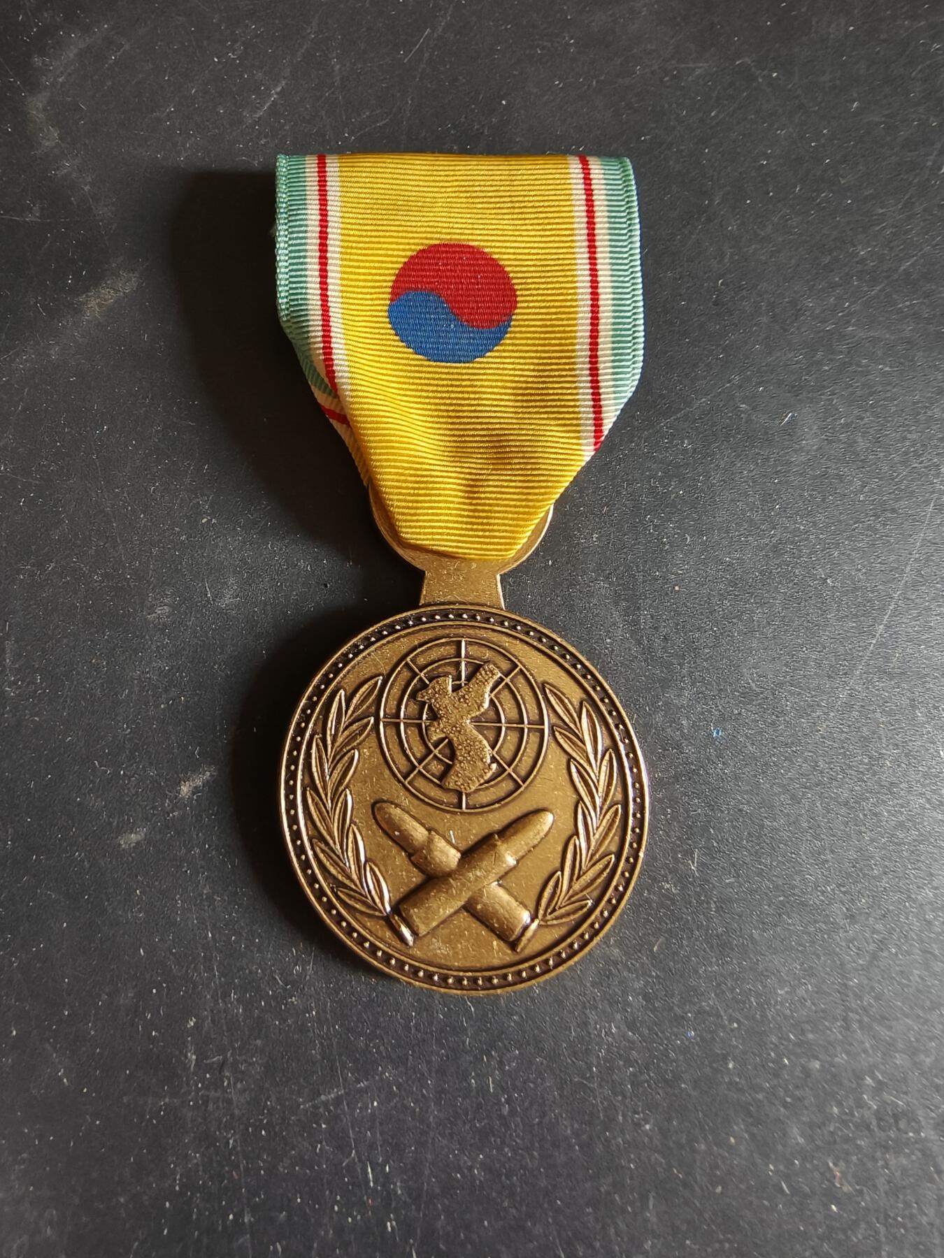 老王徽章第186期 韩国韩战服役奖章   美国人版