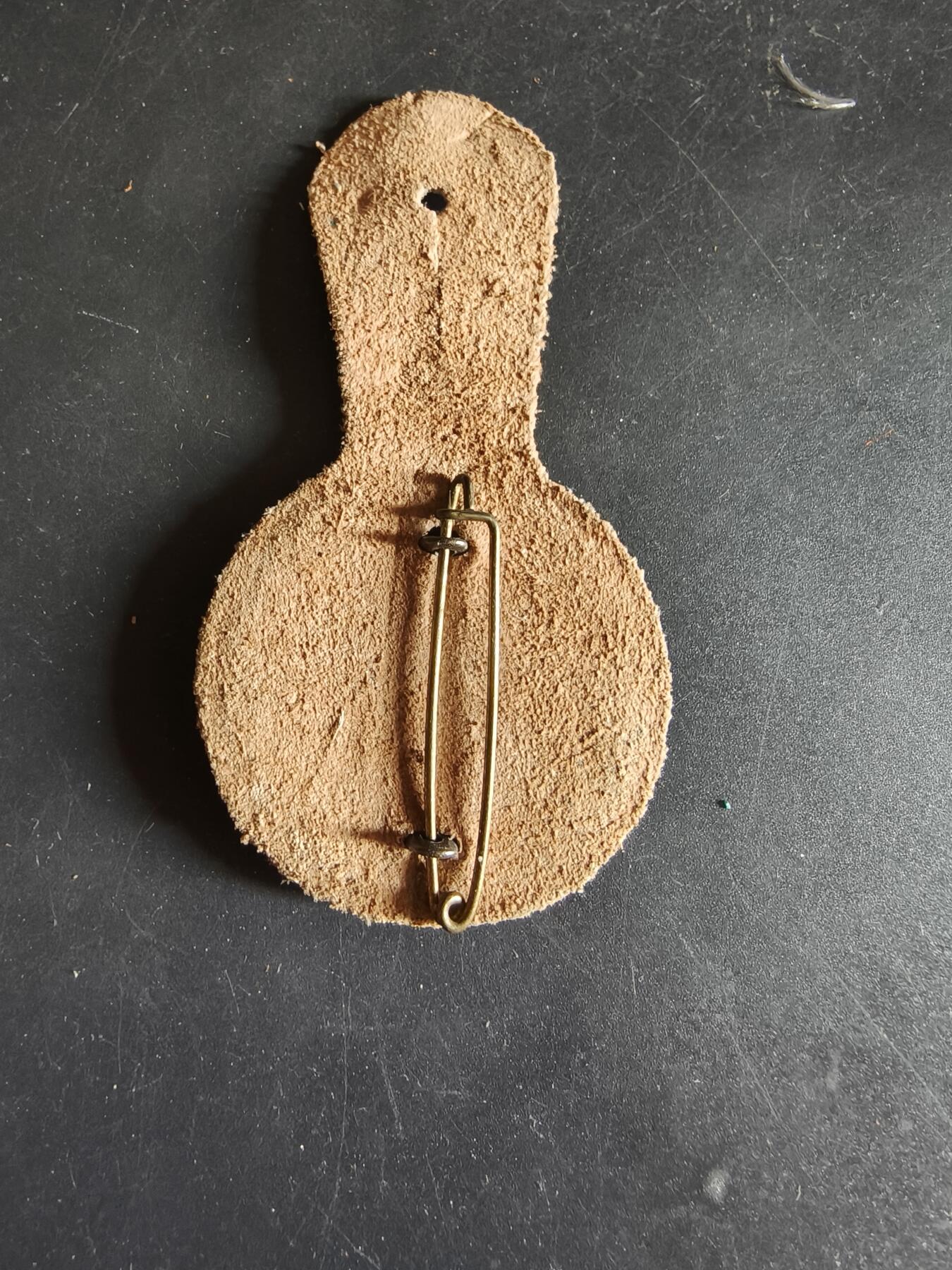 老王徽章第186期 法国陆军蒙塔日通信应用学院证章