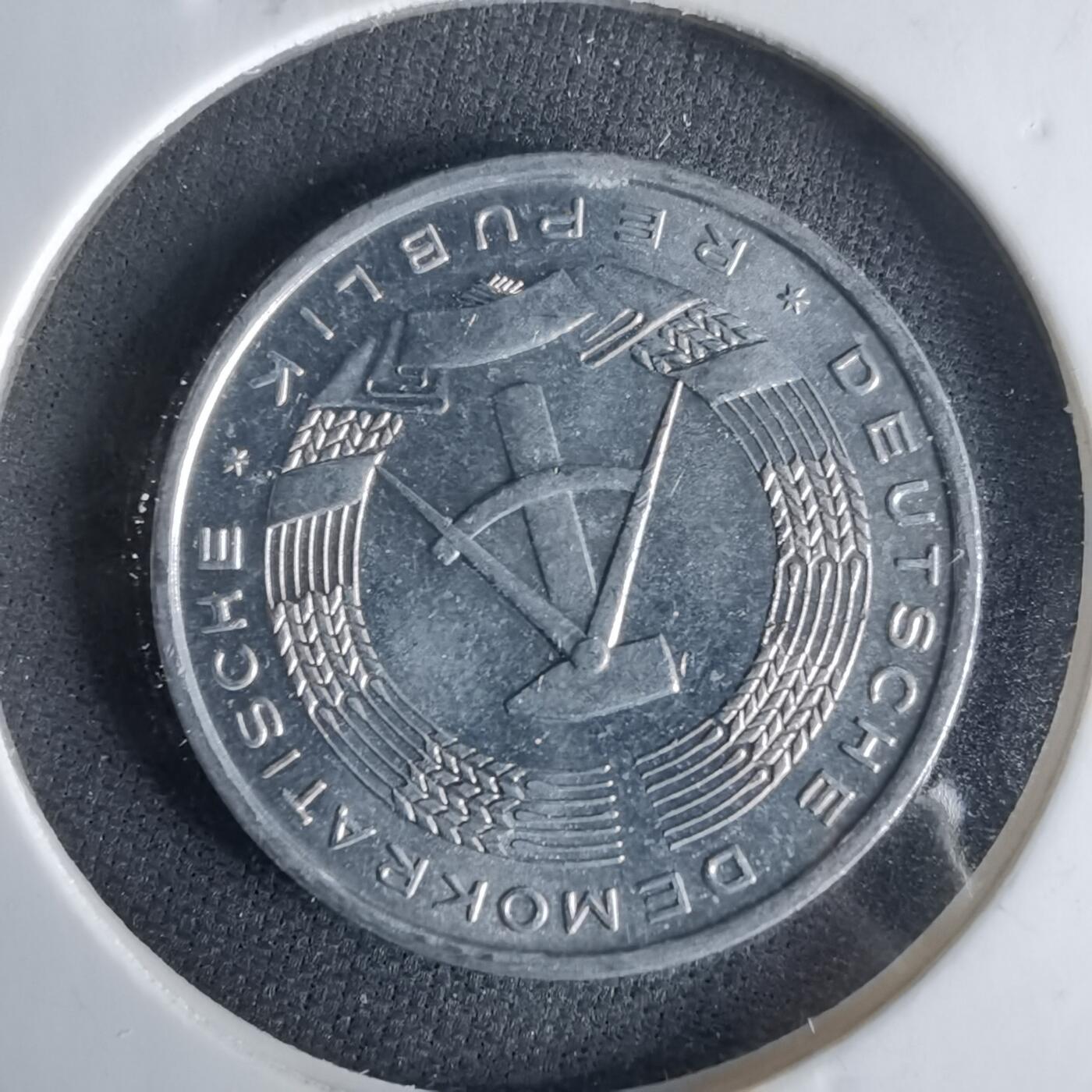 沼泽如烟--第1017场 东德1965年10芬尼