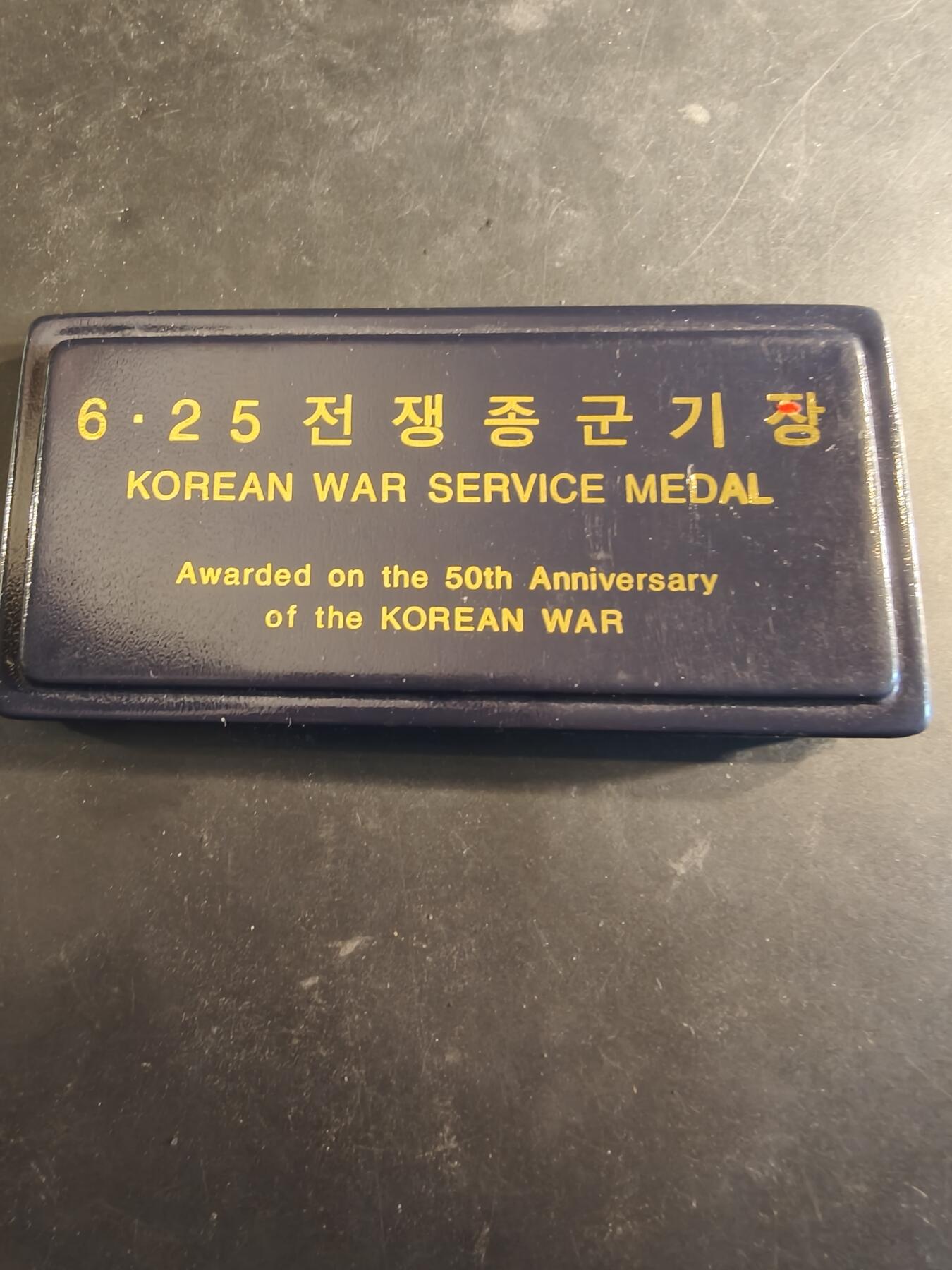 老王徽章第186期 韩国韩战50周年纪念章    原盒带略