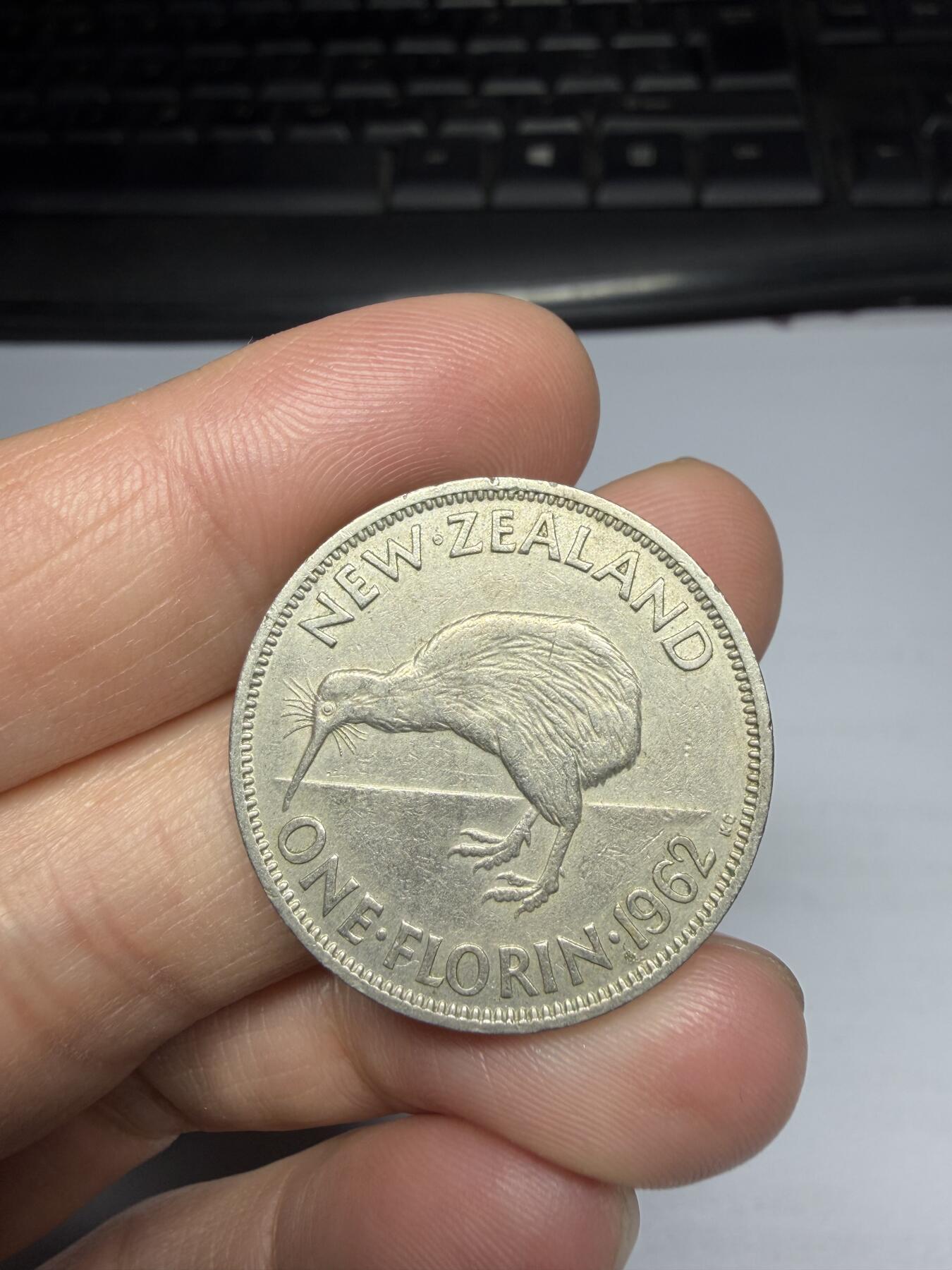 2026年集古藏今外币拍卖第三期-第1场—（总第311拍），可以寄存60天，满160元包邮。 1962年新西兰1佛若琳