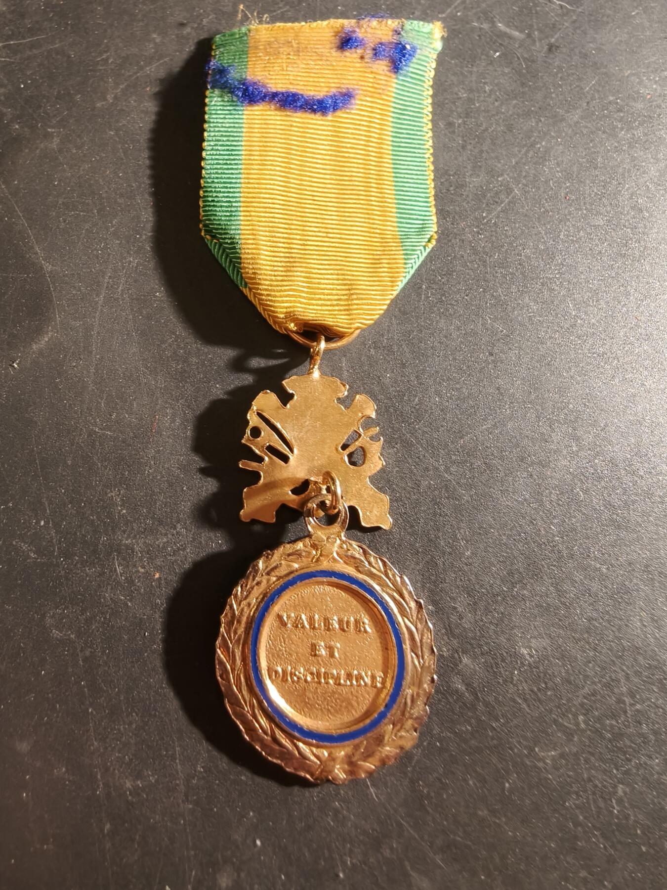 老王徽章第186期 法国军事奖章   四共时期