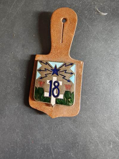 老王徽章第186期 - 法国陆军第18通信团证章