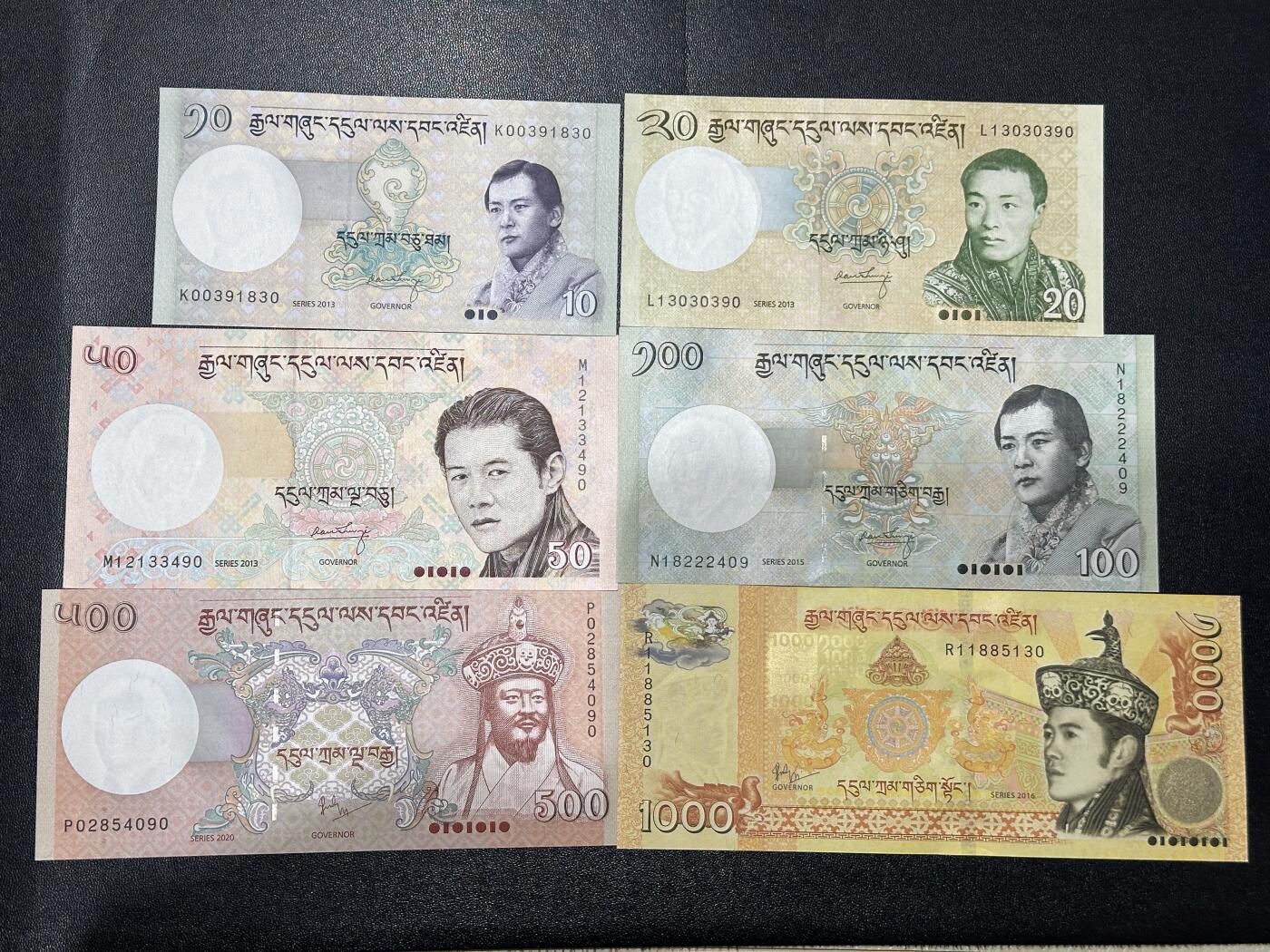 《外钞收藏家》第六百一十六期（精品场）（长期征集拍品、欢迎藏友们联系合作） 不丹10-1000努尔特鲁姆 六张一起 全新UNC 尾830