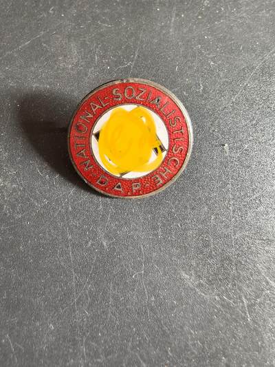 老王徽章第186期 - 德三NSDAP证章    珐琅材质