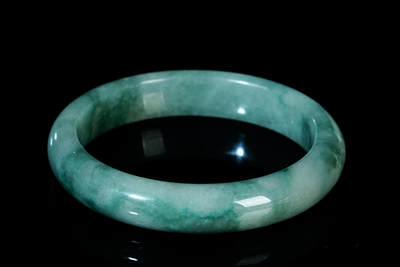 上海都达杂项专场90【全场包邮】  天然冰绿种翡翠手镯92-16