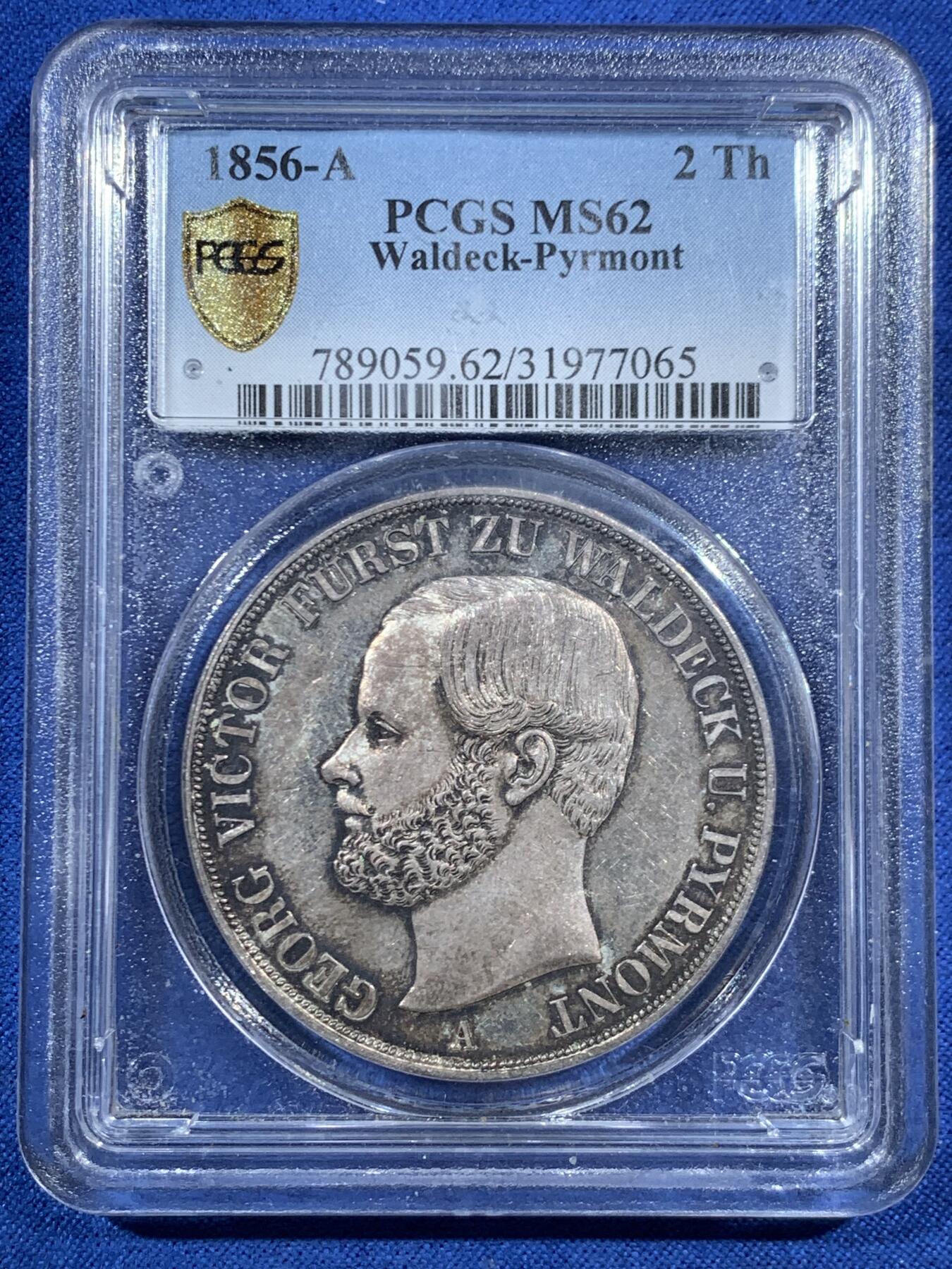 《竞宝斋》第469场 周日，周一 2场连拍 （全场包邮）欢迎送拍 NGC MS62 德国 1856年 瓦尔德克 维克托2泰勒37克的大银币 11375枚的发行量 品种状态都是不可多得的