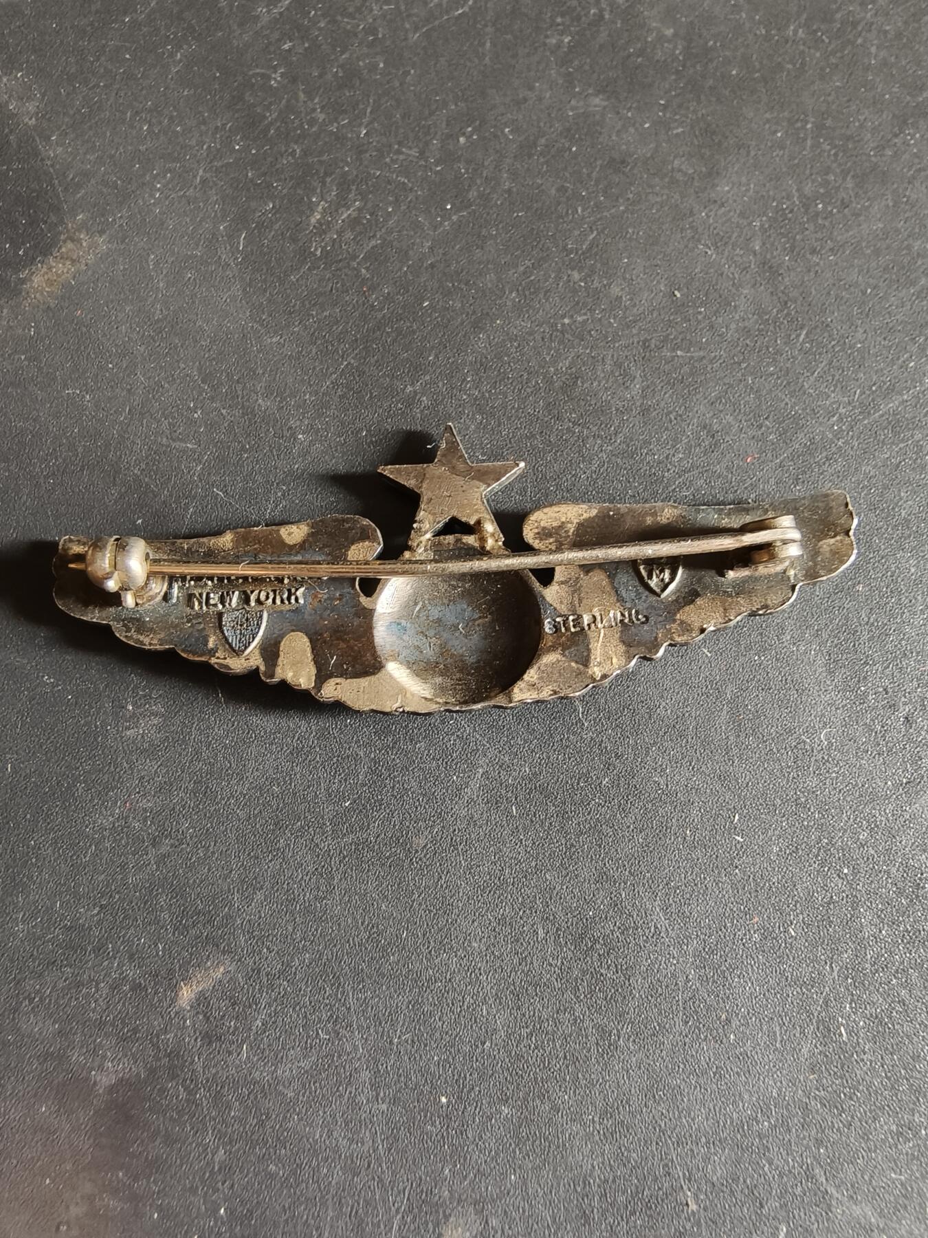 老王徽章第186期 美国二战陆军航空兵中级地勤人员技能章     925银    梅耶厂    8g    2英寸