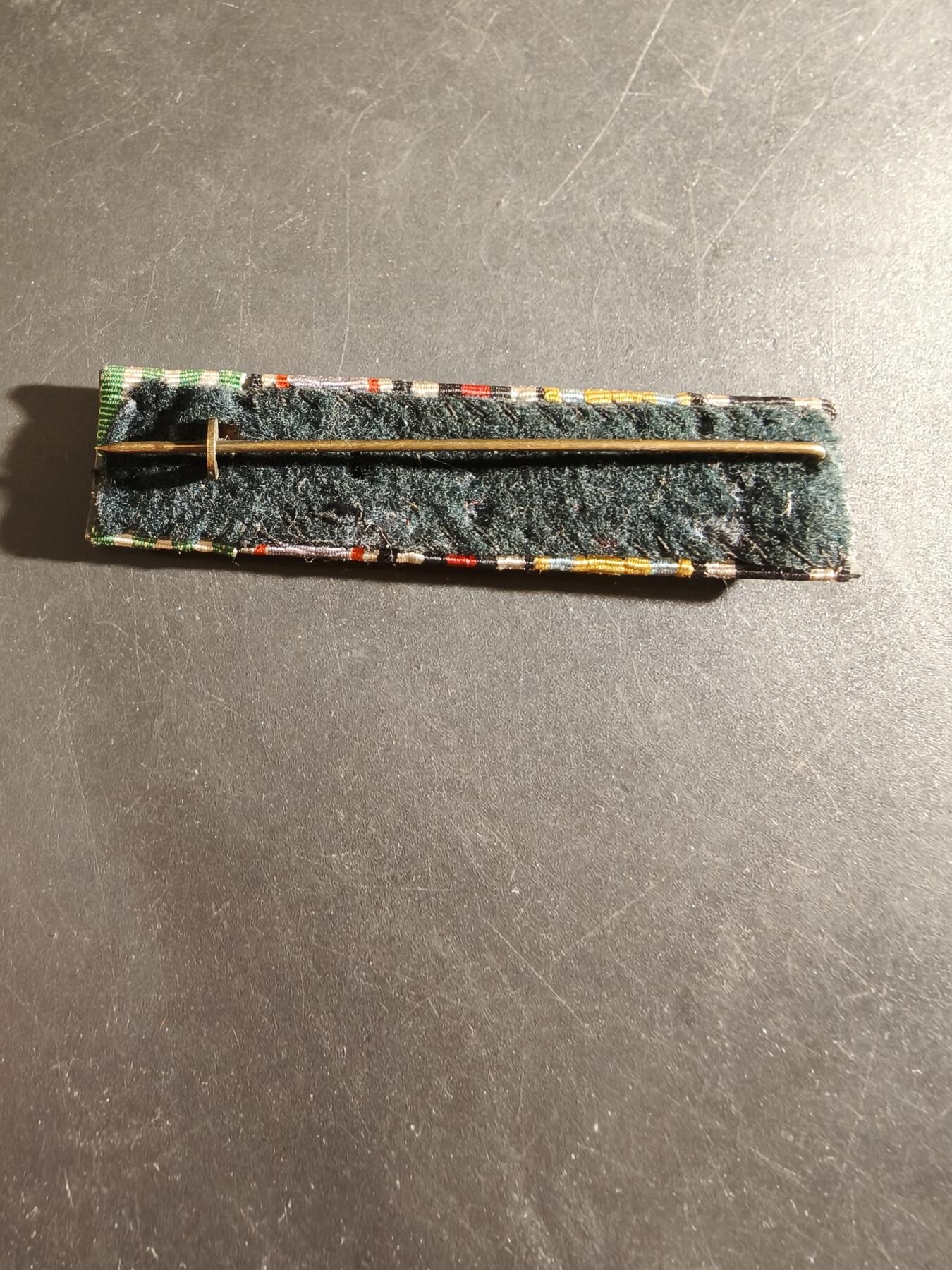 老王徽章第186期 德国一战二战勋略5R     一战二铁、萨克森铜级奥古斯特、佩剑兴登堡、德三民防等