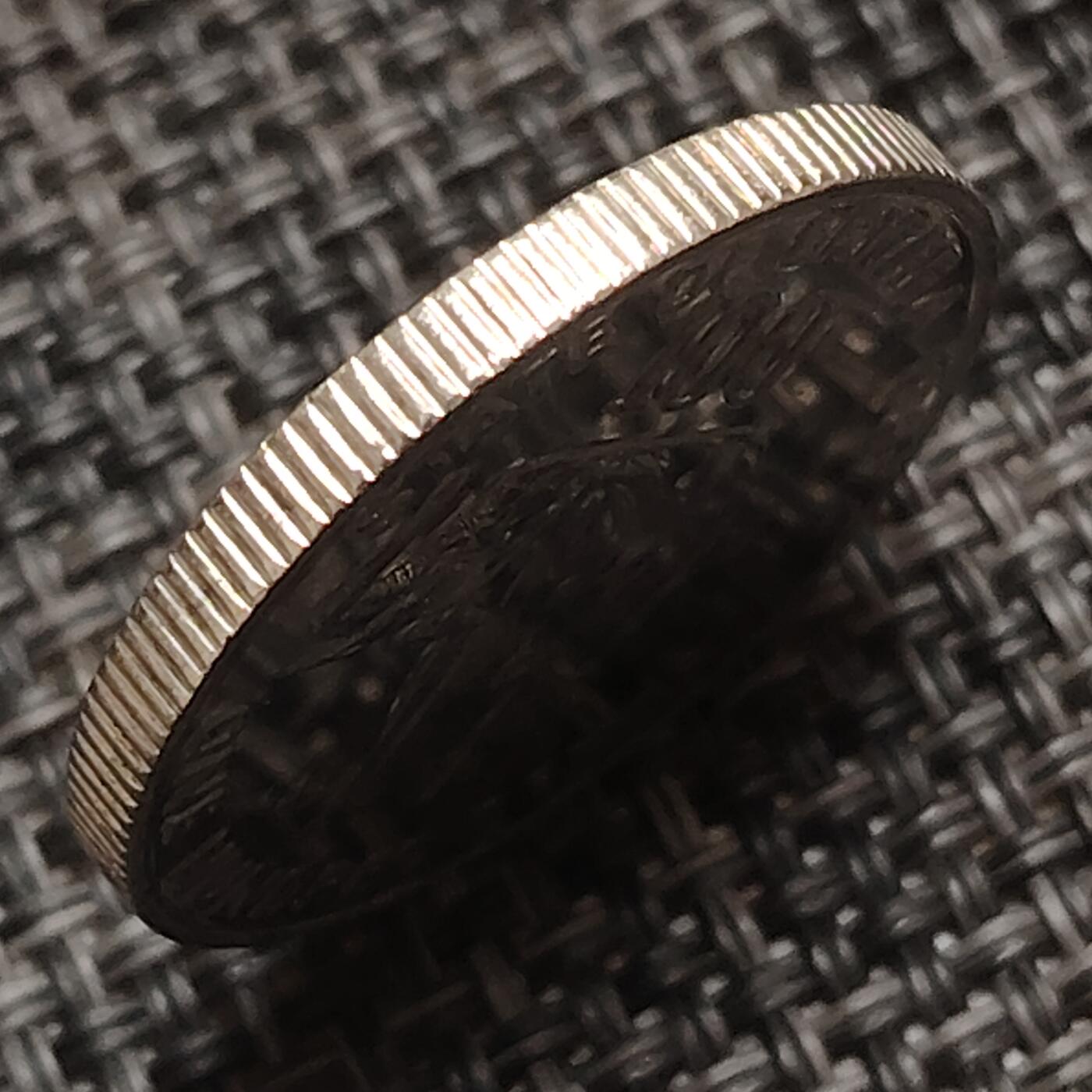 布加迪🐬～世界钱币(上海)🌾第 280 期 /  各国套币和散币 厄立特里亚🇪🇷 1997年 100分 大象母子图案