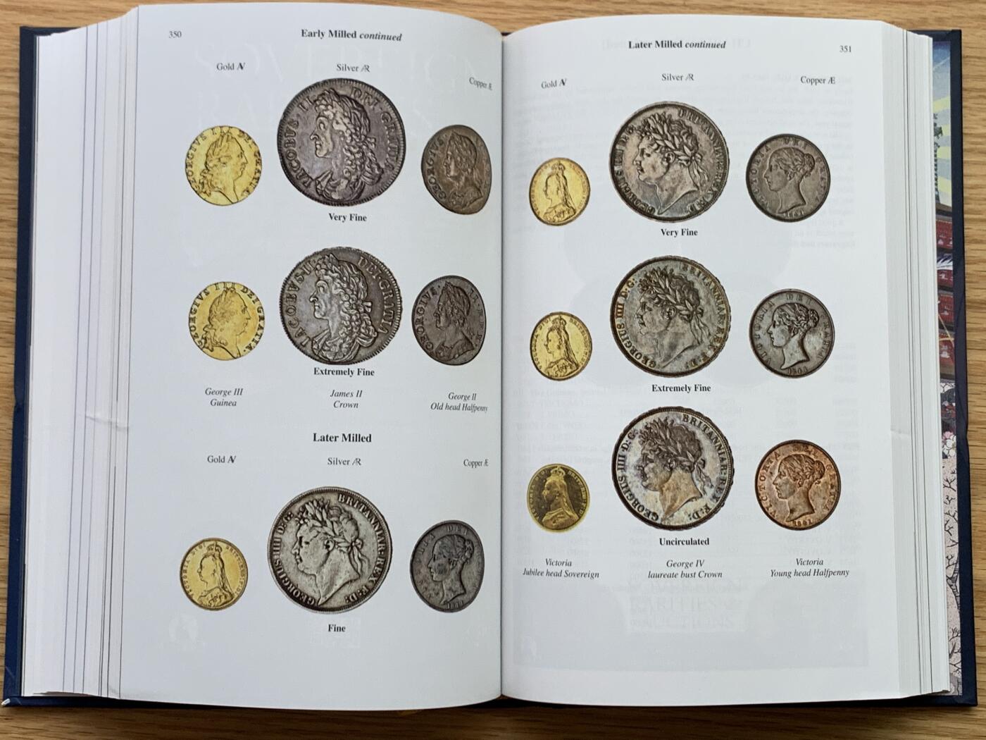 《竞宝斋》第469场 周日，周一 2场连拍 （全场包邮）欢迎送拍 2026最新版英国钱币标准目录，完整收录英国从打制币到10进制前的钱币，英系藏家必备，PCGS和NGC官方参考目录，约1.15公斤。细节见图
