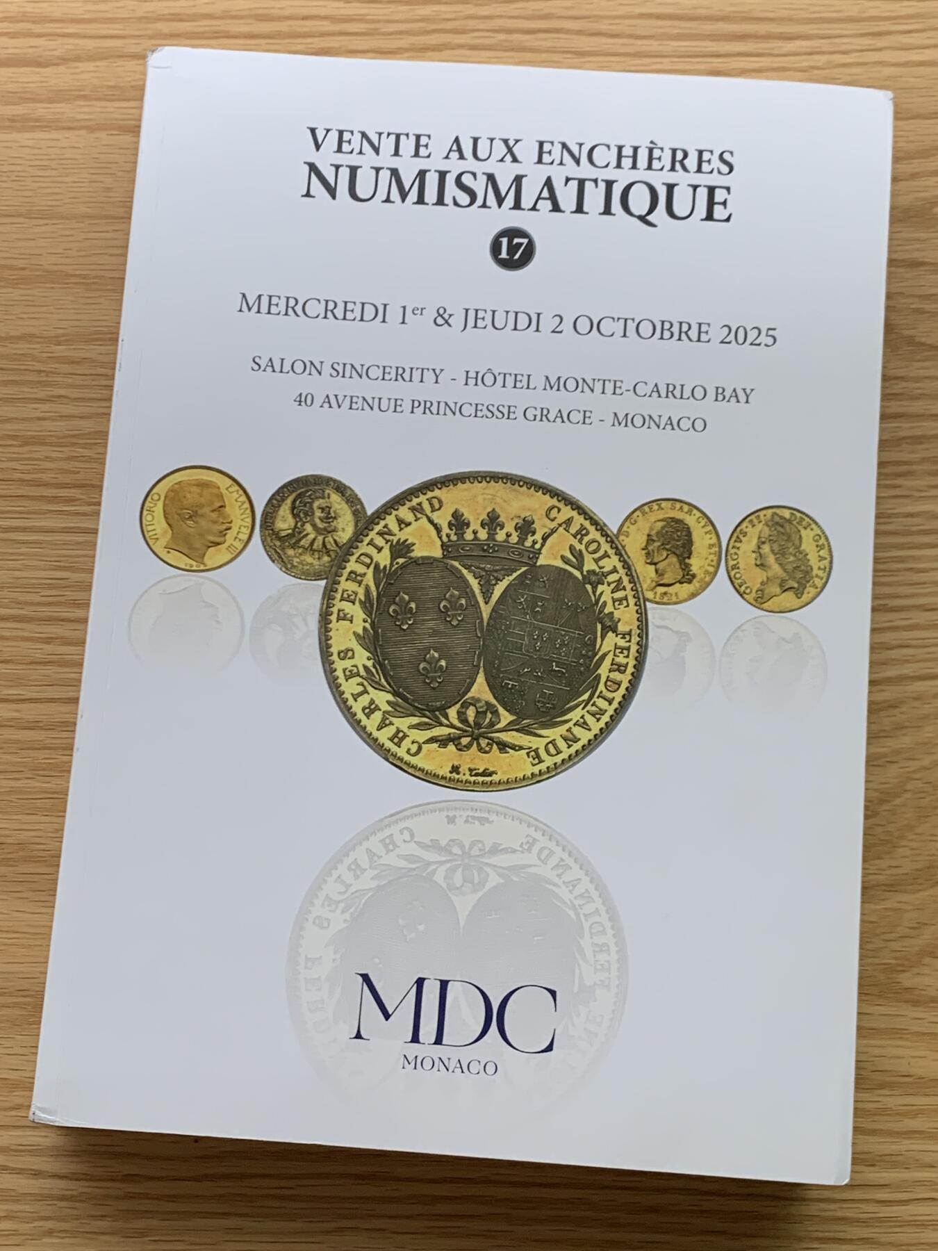 《竞宝斋》第469场 周日，周一 2场连拍 （全场包邮）欢迎送拍 MDC 世界币章拍卖目录 大开本 内图精美 有很多见不到的珍惜币章 重达2.6公斤 包邮 编号17