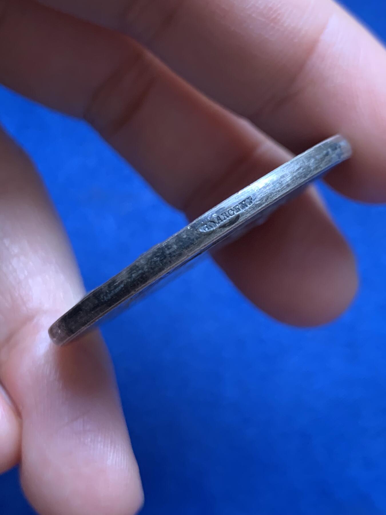 《竞宝斋》第469场 周日，周一 2场连拍 （全场包邮）欢迎送拍 1897年法国犬类博览会纪念银章 34.7克 40.4mm 丰饶角银标