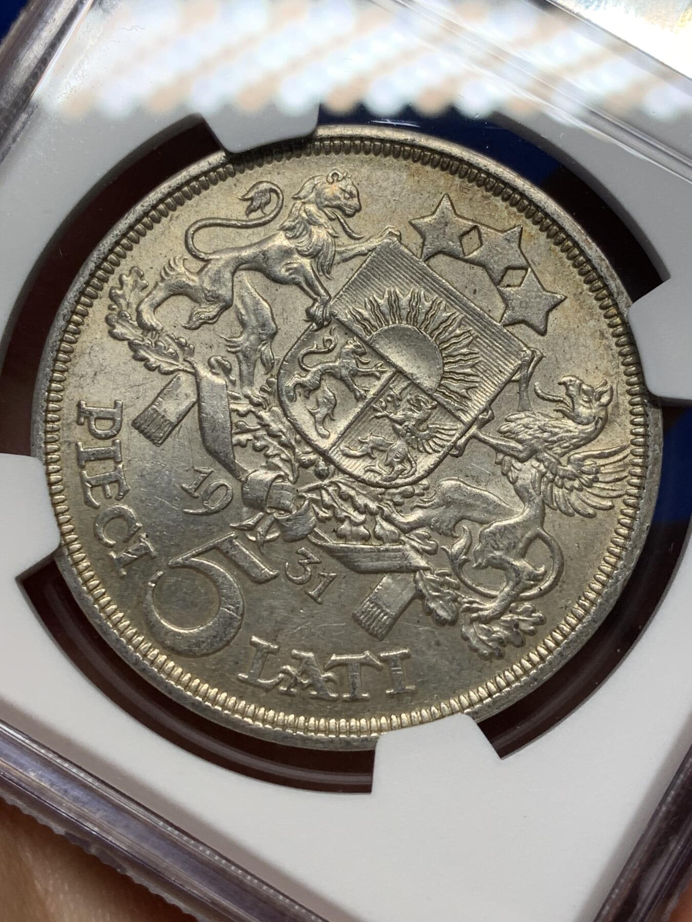 《竞宝斋》第469场 周日，周一 2场连拍 （全场包邮）欢迎送拍 NGC AU58 拉脱维亚1931年谷物女神5拉特银币，状态非常好，略低评