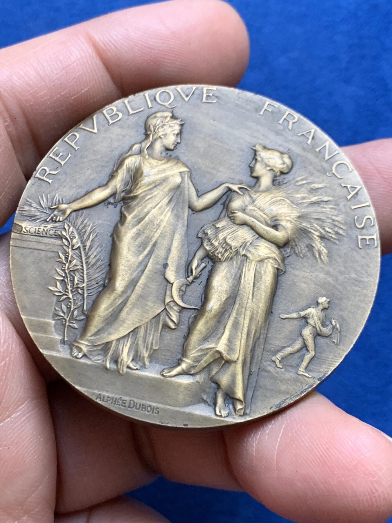 《竞宝斋》第469场 周日，周一 2场连拍 （全场包邮）欢迎送拍 法国农业女神铜章 61.5克 49.7mm 丰饶角铜标 带盒