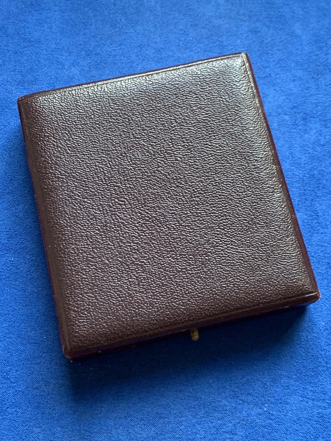 《竞宝斋》第469场 周日，周一 2场连拍 （全场包邮）欢迎送拍 星星照四方铜章 92.7克 58mm 1989 丰饶角铜标边铭 带盒