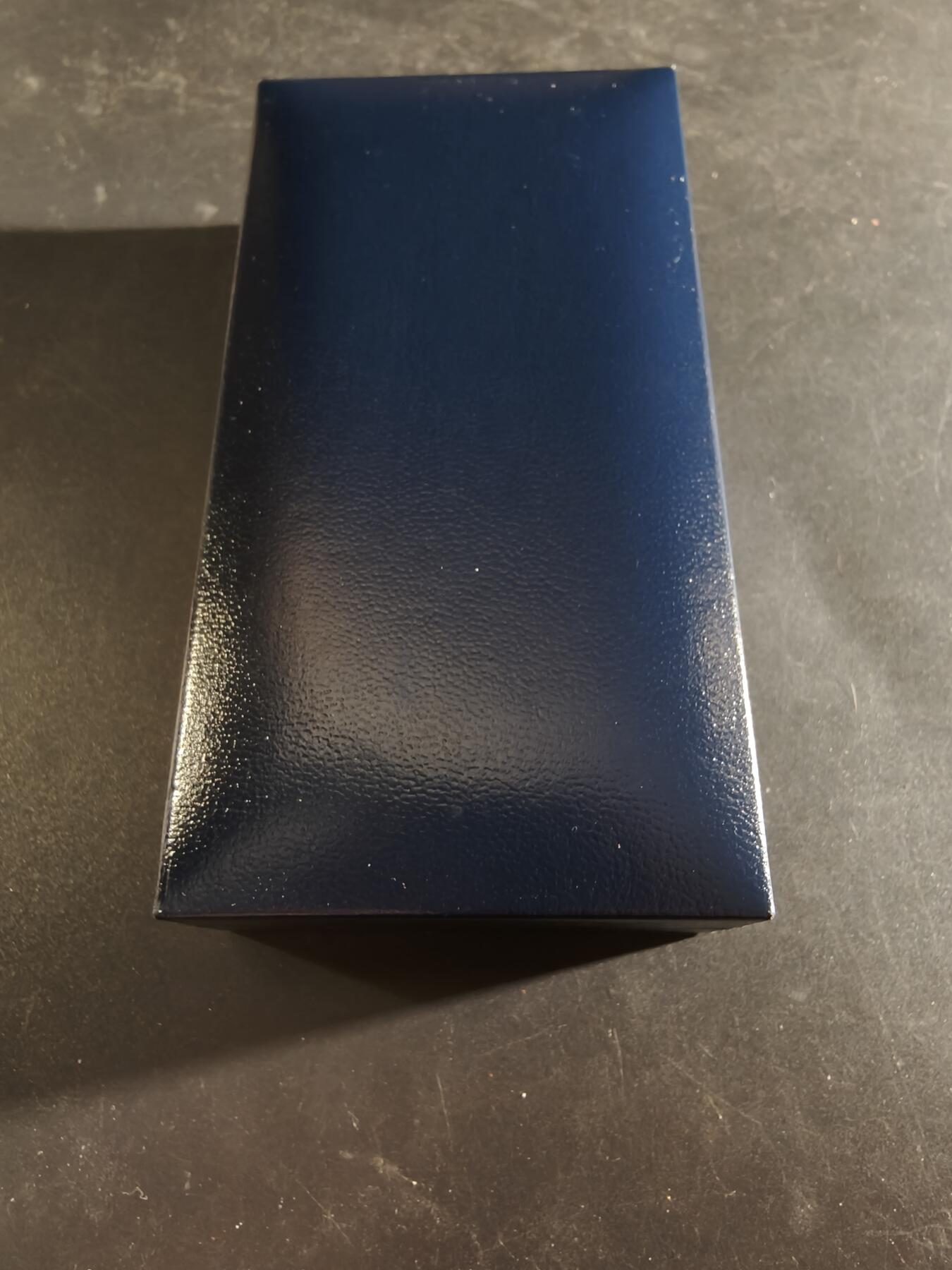 老王徽章第186期 法国骑士级国家功勋勋章    珠宝商版本螃蟹银标    原盒    24.7g