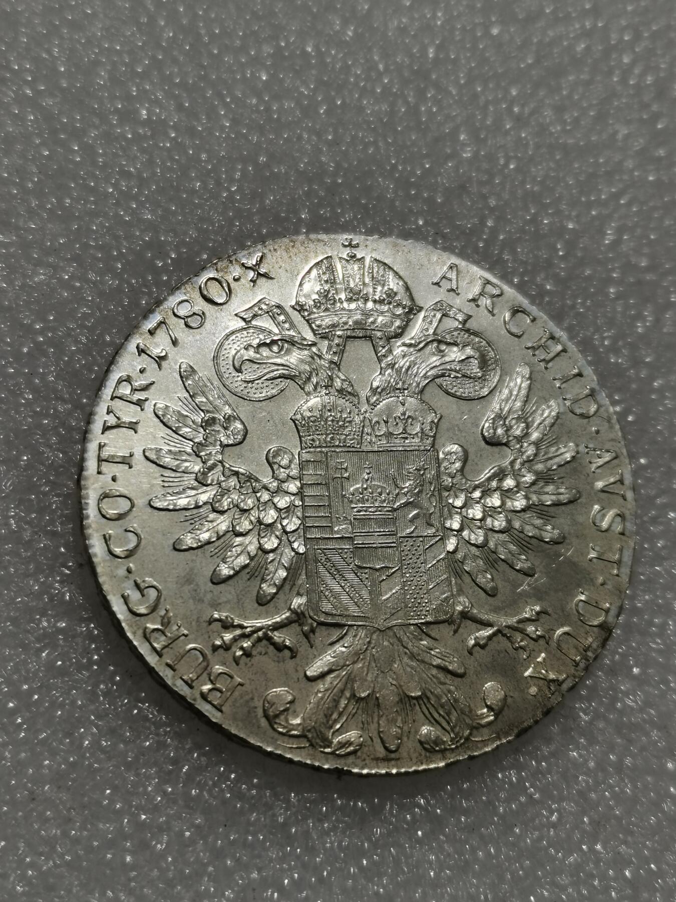 天下钱庄专场欢迎参拍 奥匈帝国大奶妈银币，官方后铸