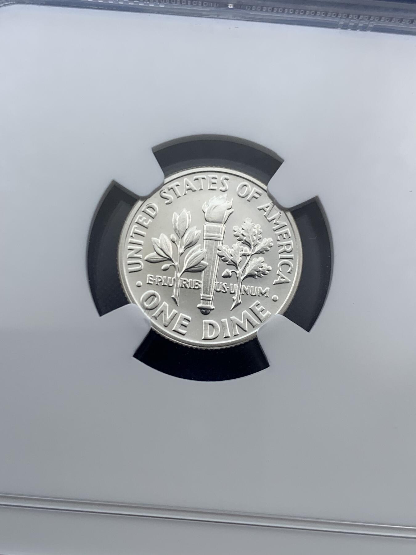 《竞宝斋》第469场 周日，周一 2场连拍 （全场包邮）欢迎送拍 NGC PF67 美国罗斯福1963年10分银币，精制币镜面感十足