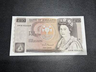 《外钞收藏家》第六百一十六期（精品场）（长期征集拍品、欢迎藏友们联系合作） - 英国D序列10镑 全新UNC 无47靓号