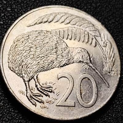 泉币菌-第206场-拍品多 请提前出价 原光美品 英属新西兰1986年20分铜镍币 几维鸟 女王 高冠女王 28.58mm