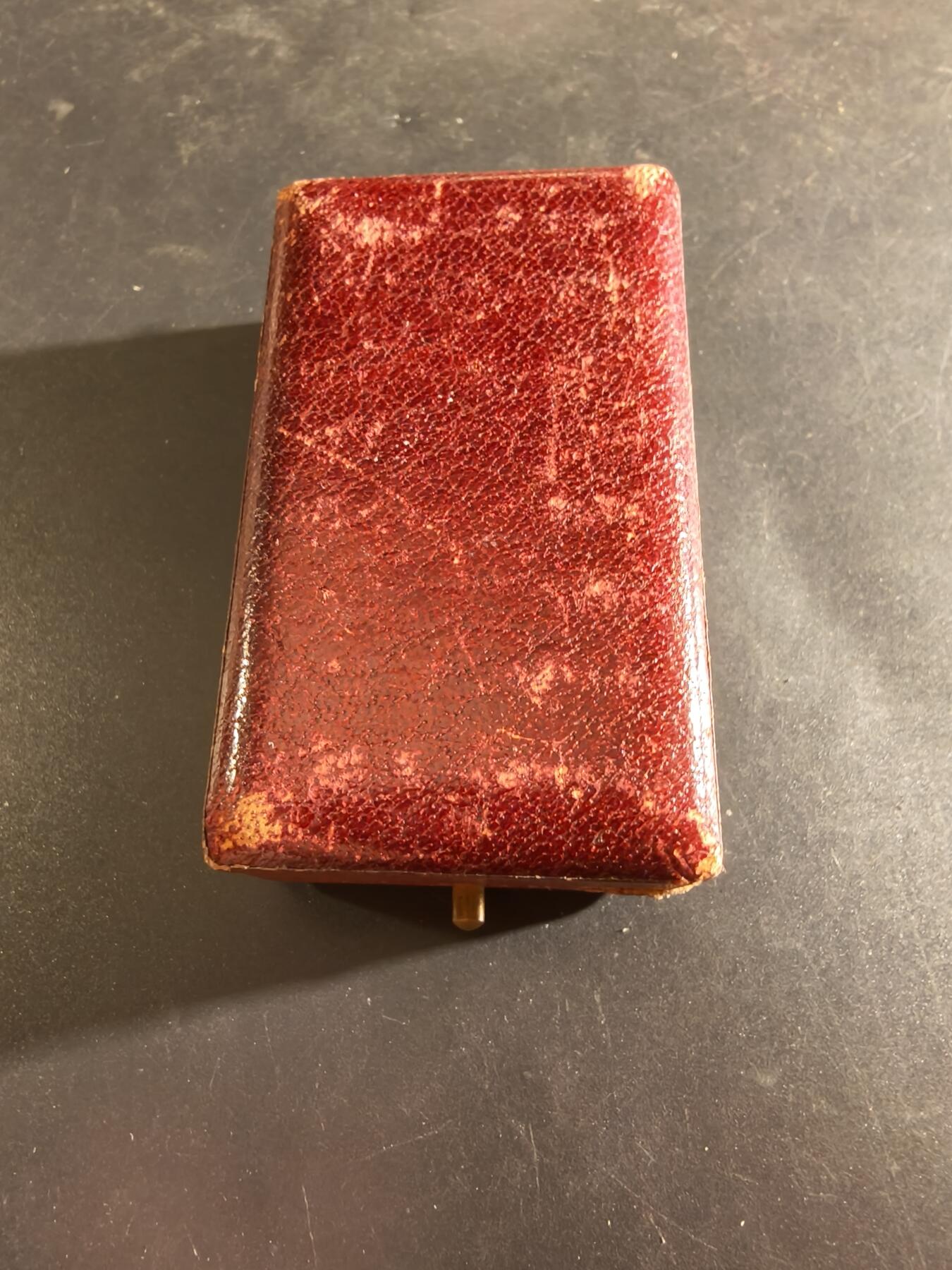 老王徽章第186期 法国骑士级棕榈叶勋章迷你章    银质珐琅镶嵌钻石    原盒    三共早期珠宝商版本