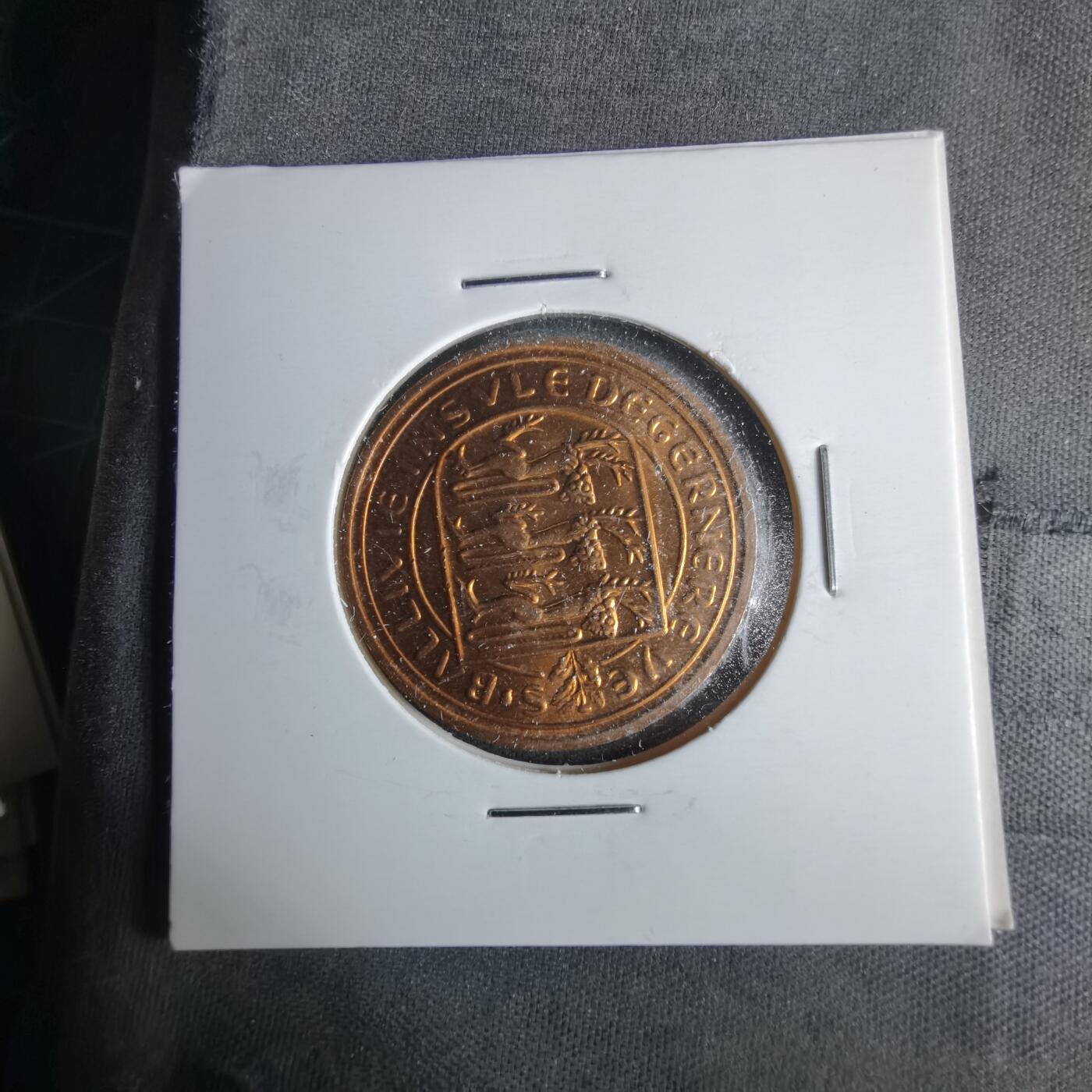 沼泽如烟--第1017场 根西1979年2便士