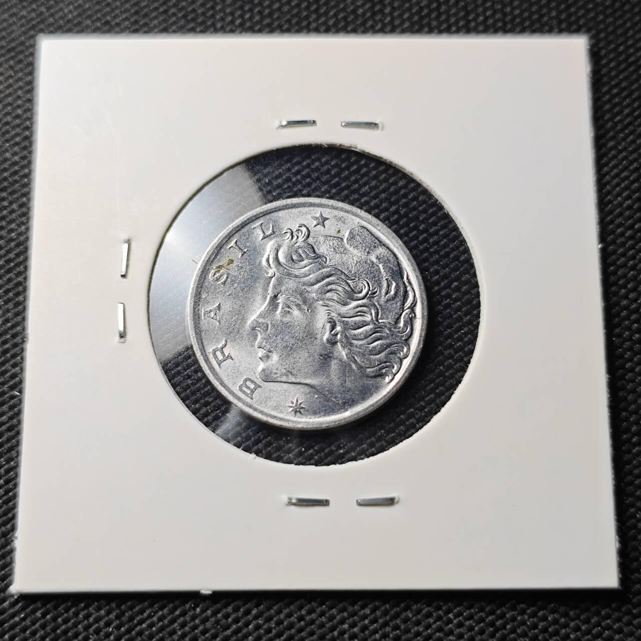 KK钱币收藏小铺   第404期 2月预留时间 周末发货  巴西5分纪念币