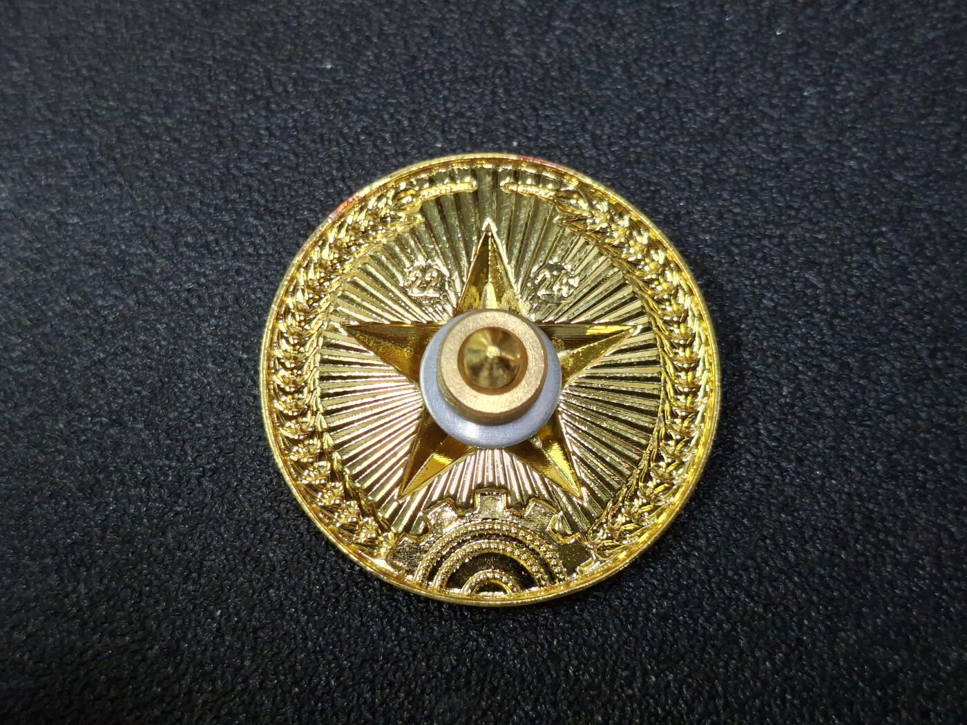 西秦中古拍卖第八十期  越南人民军陆军帽徽