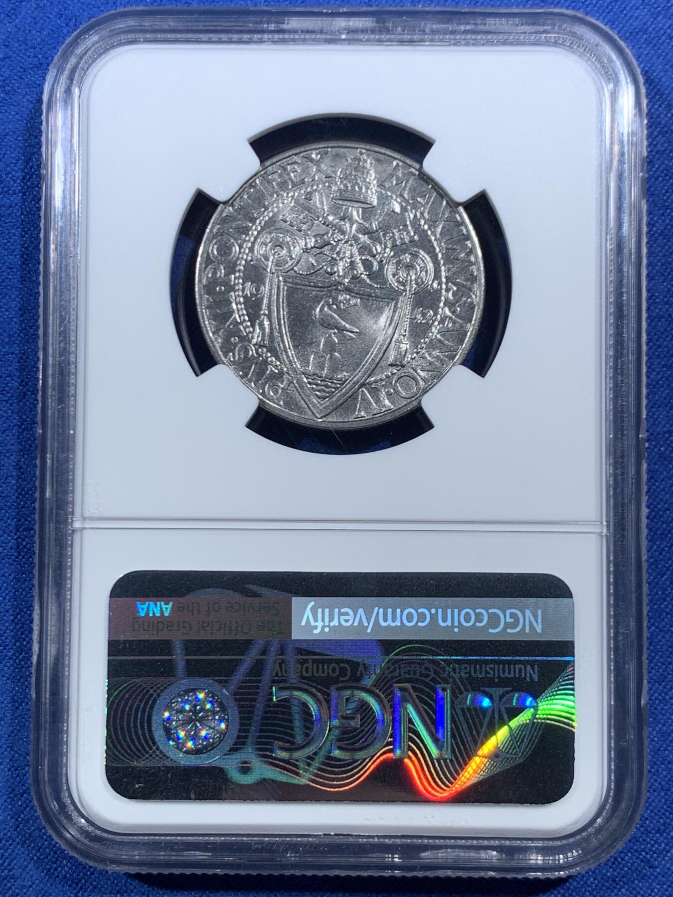 《竞宝斋》第469场 周日，周一 2场连拍 （全场包邮）欢迎送拍 NGC MS66 梵蒂冈1942年2里拉镍币 底板丝滑干净