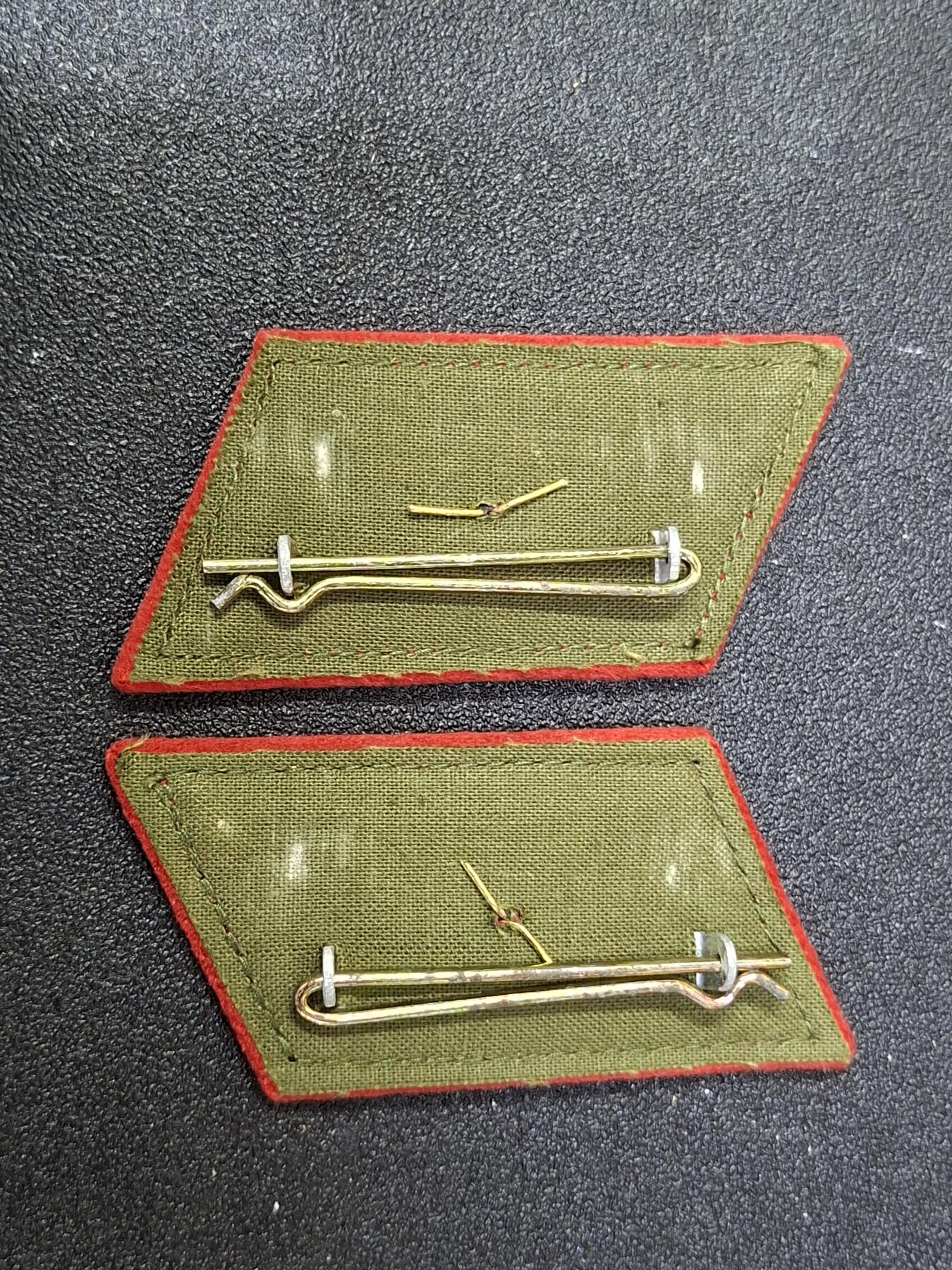 西秦中古拍卖第八十期  越南人民军陆军工程兵领章