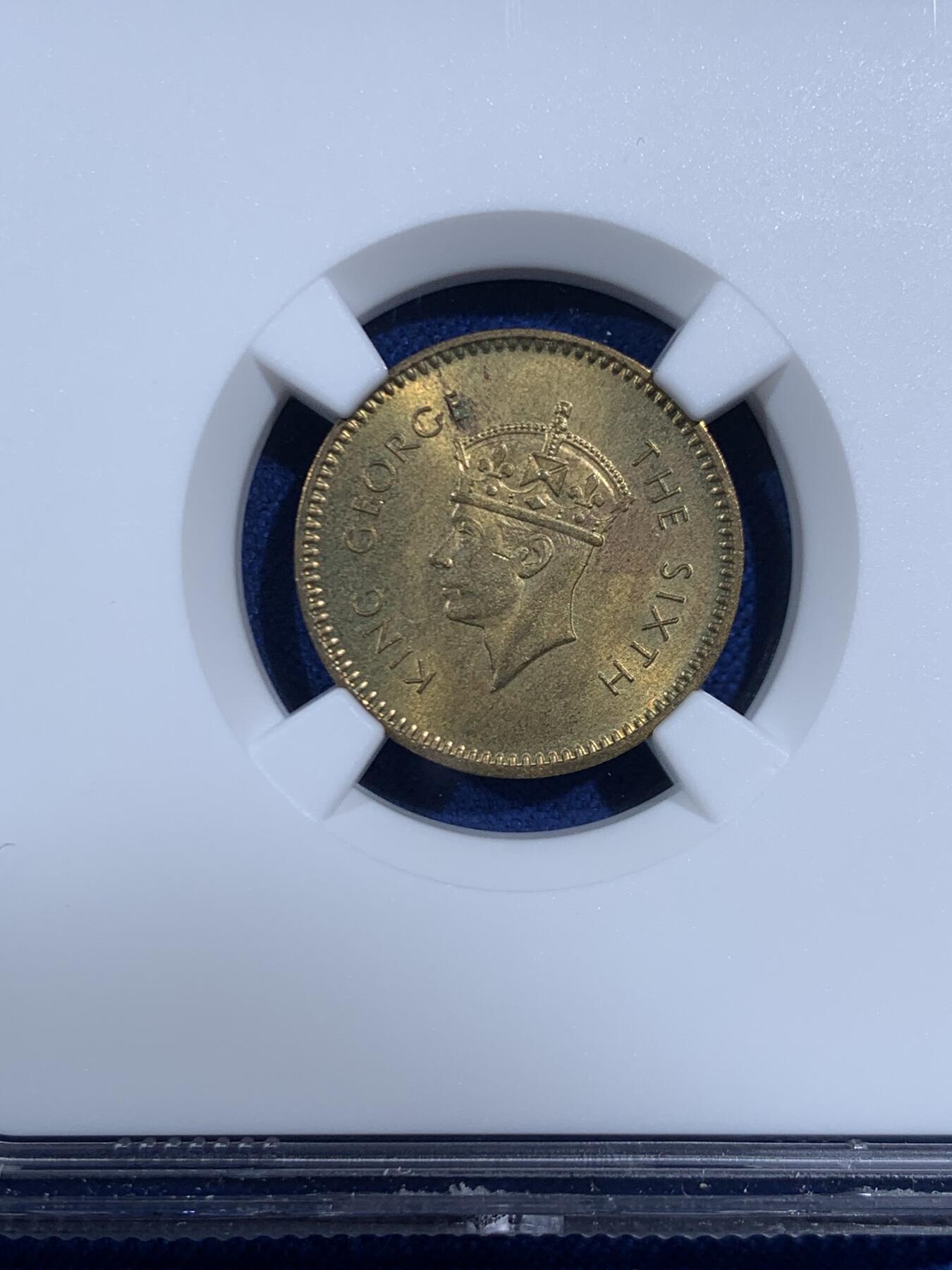 《竞宝斋》第469场 周日，周一 2场连拍 （全场包邮）欢迎送拍 两枚一组 NGC MS63 1951清年英属锡兰乔六25/50分黄铜币，50分MS级别稀少！