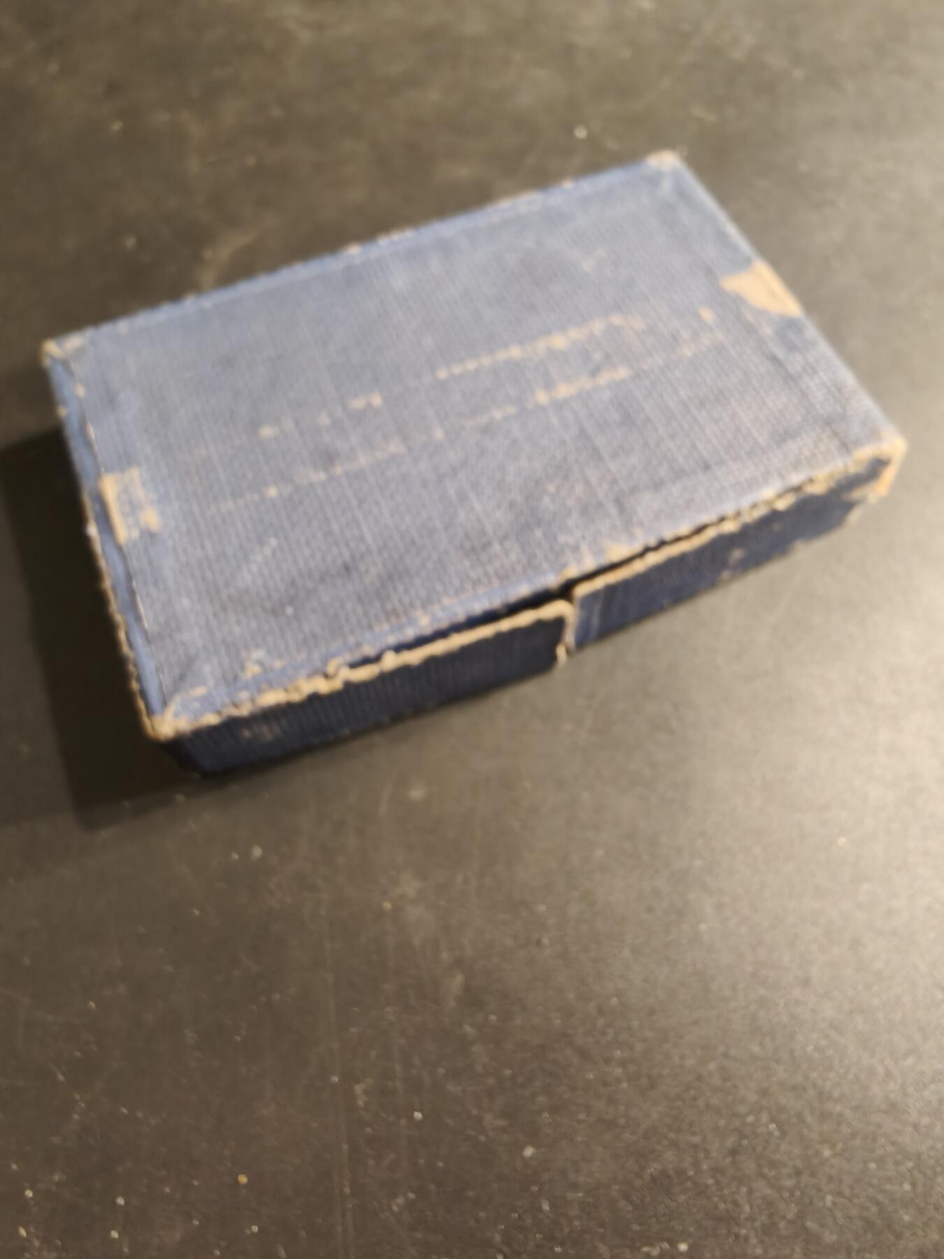 老王徽章第186期 美国二战胜利奖章    原盒带油纸