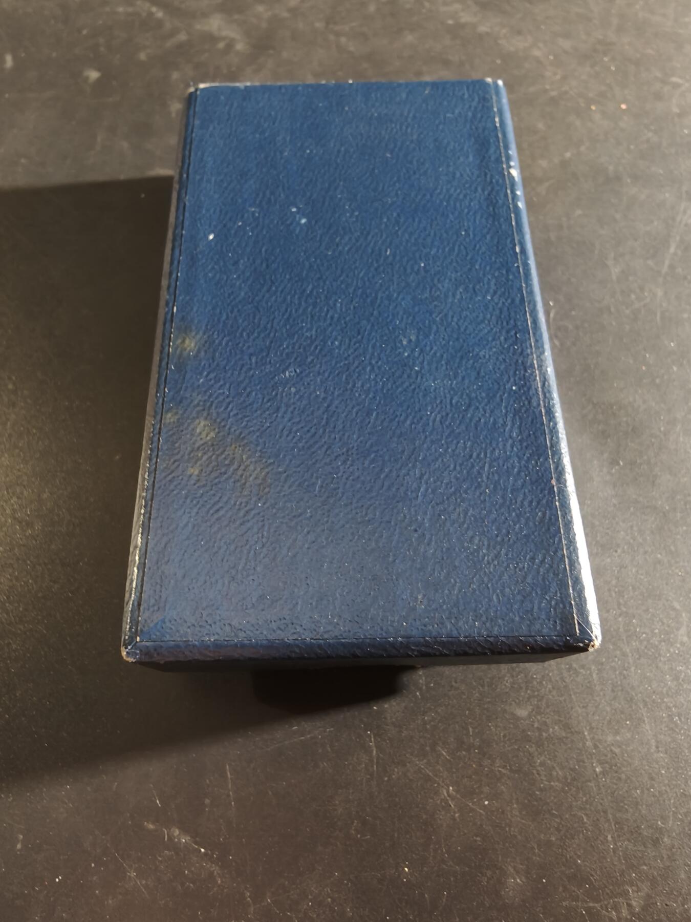 老王徽章第186期 法国骑士级荣誉军团勋章    五共早期版本   950银质珐琅   原盒   缺少正面芯片      24.3g