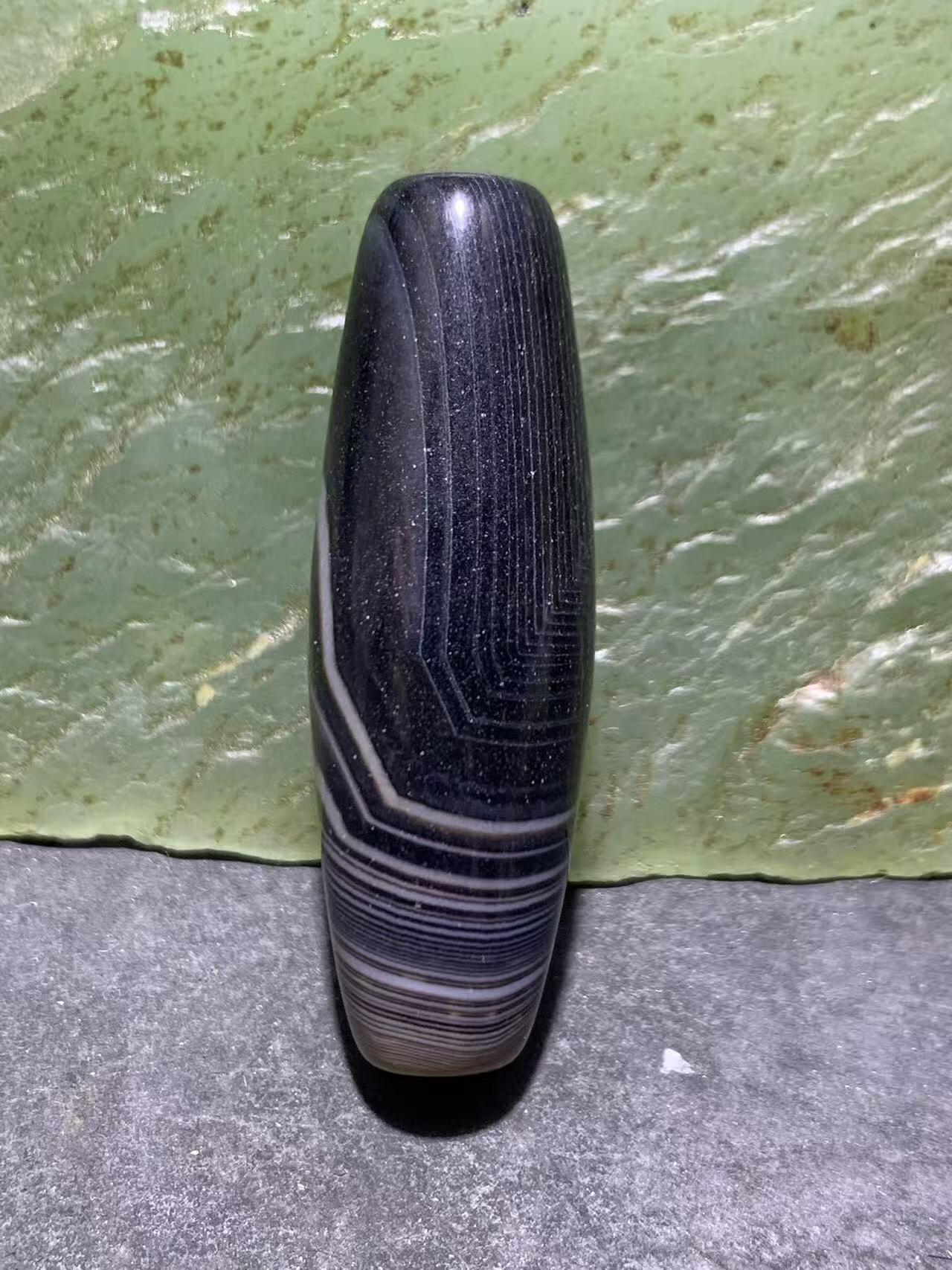 精美罕见一眼靠山图案千层纹药师玛瑙桶珠一个