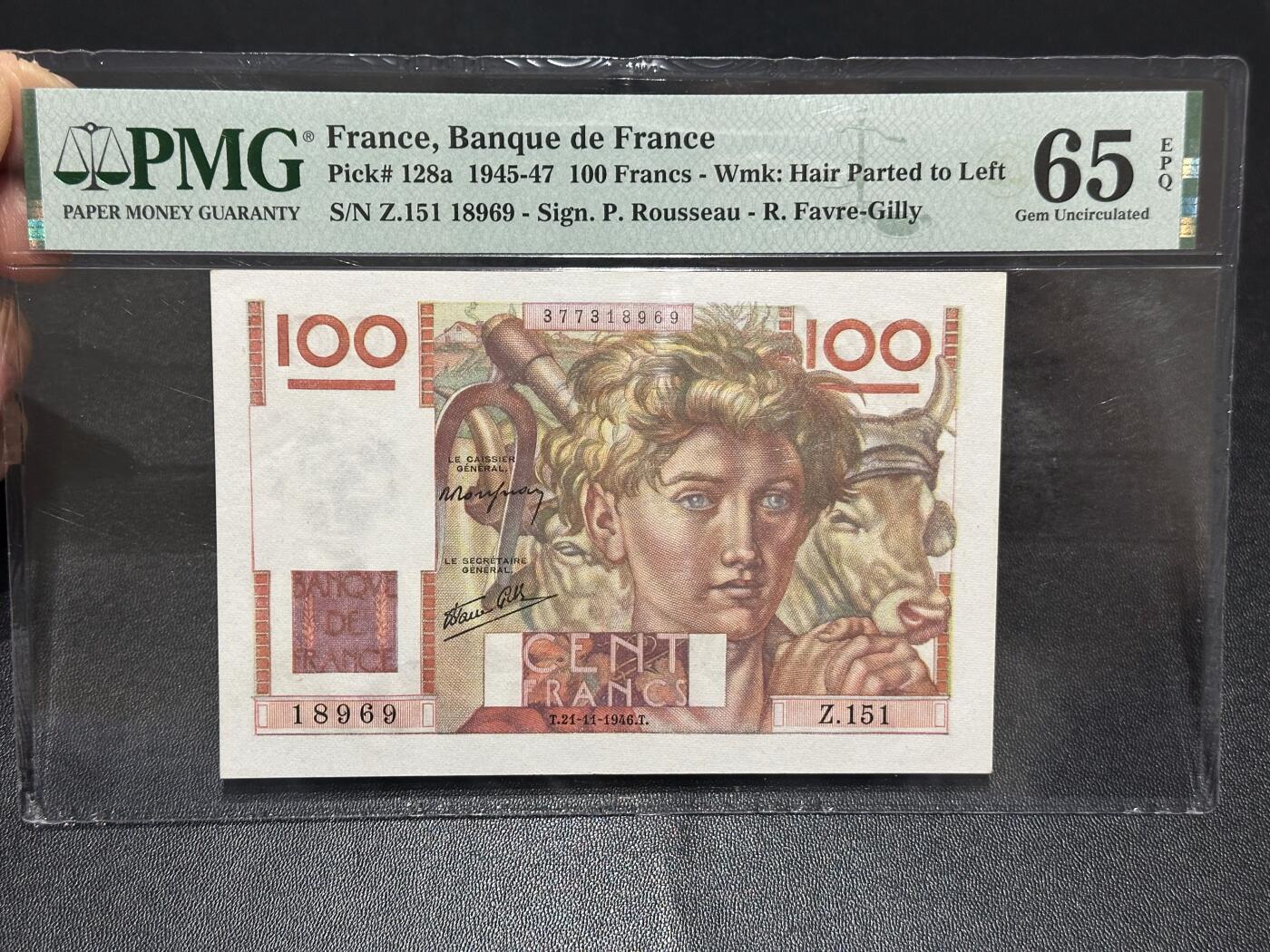 《外钞收藏家》第六百一十六期（精品场）（长期征集拍品、欢迎藏友们联系合作） 1946年法国100法郎 PMG65 无47靓号
