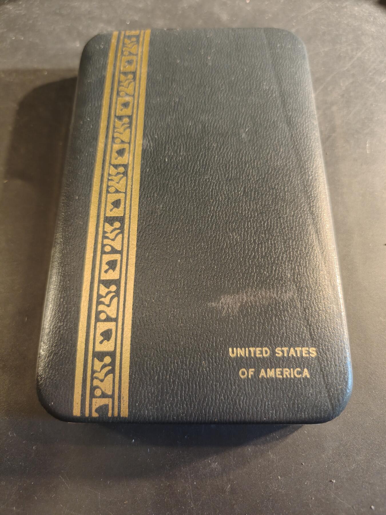 老王徽章第186期 美国海岸警备队品德优良奖章 原盒带略和珐琅略 少见全套