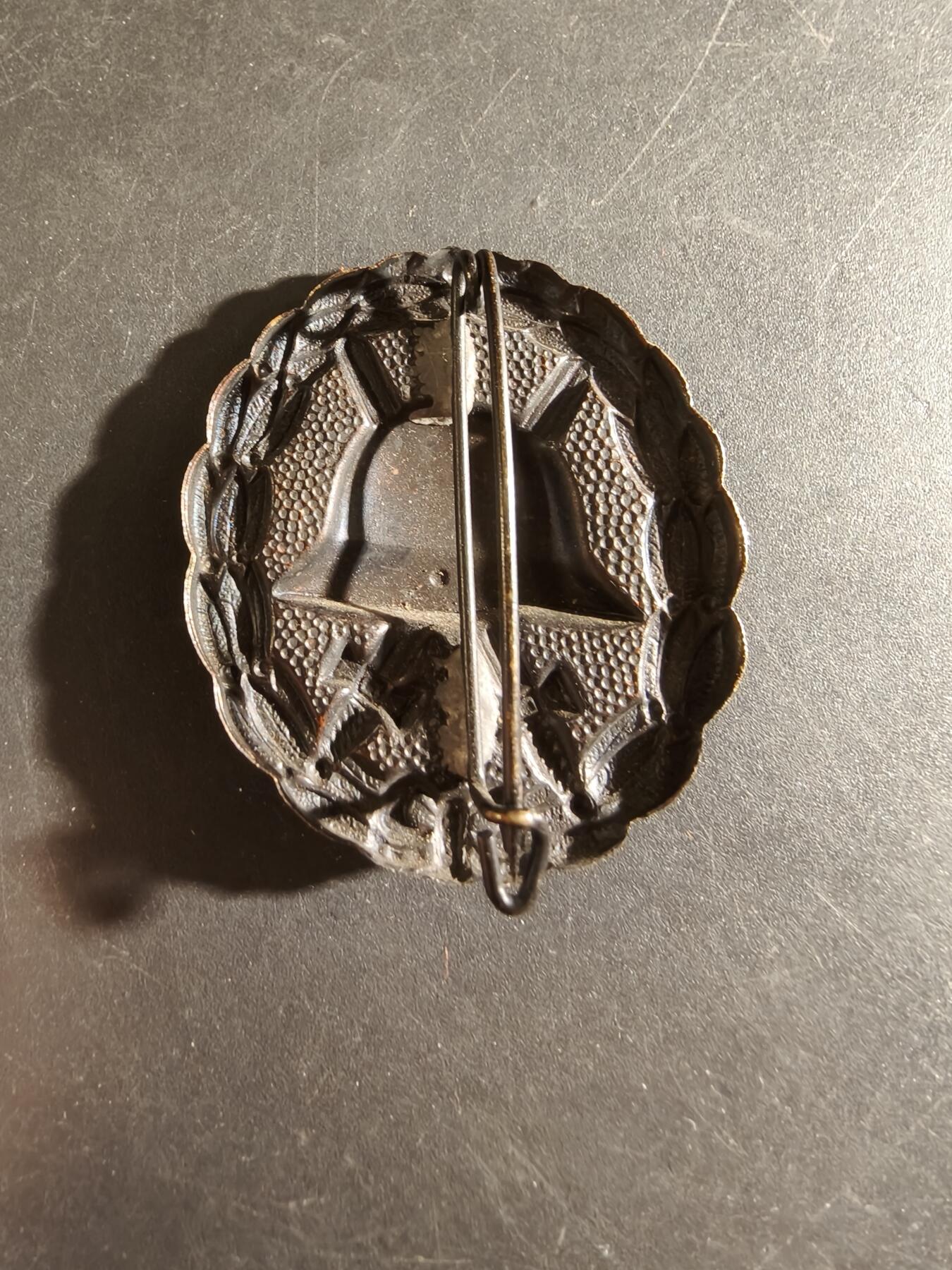 老王徽章第186期 德国一战黑战伤奖章