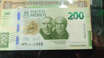 世界钱币～微拍第238期暨2026年第19期  部分尾货整理陆续低价起拍清仓 - 2025年墨西哥200比索 银行百年纪念钞全新绝品无47尾号986
