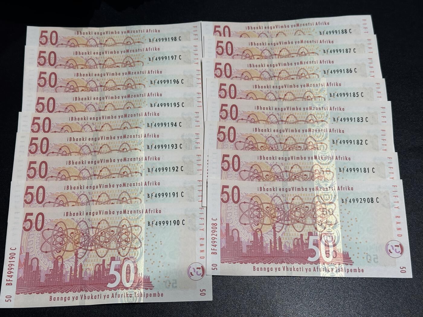 《外钞收藏家》第六百一十六期（精品场）（长期征集拍品、欢迎藏友们联系合作） 南非动物版50兰特 17张一起 全新UNC