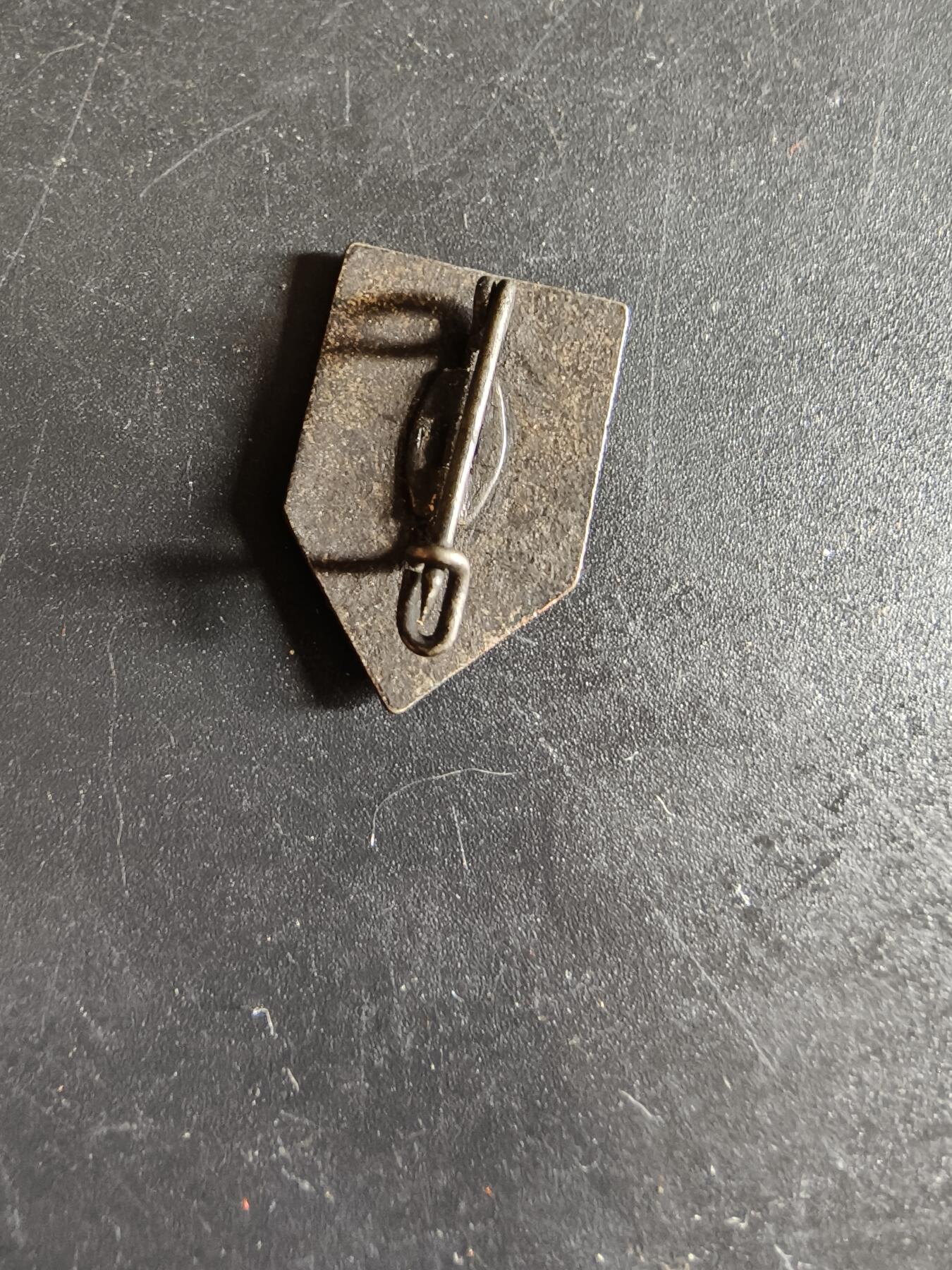 老王徽章第186期 德三殖民地联盟证章