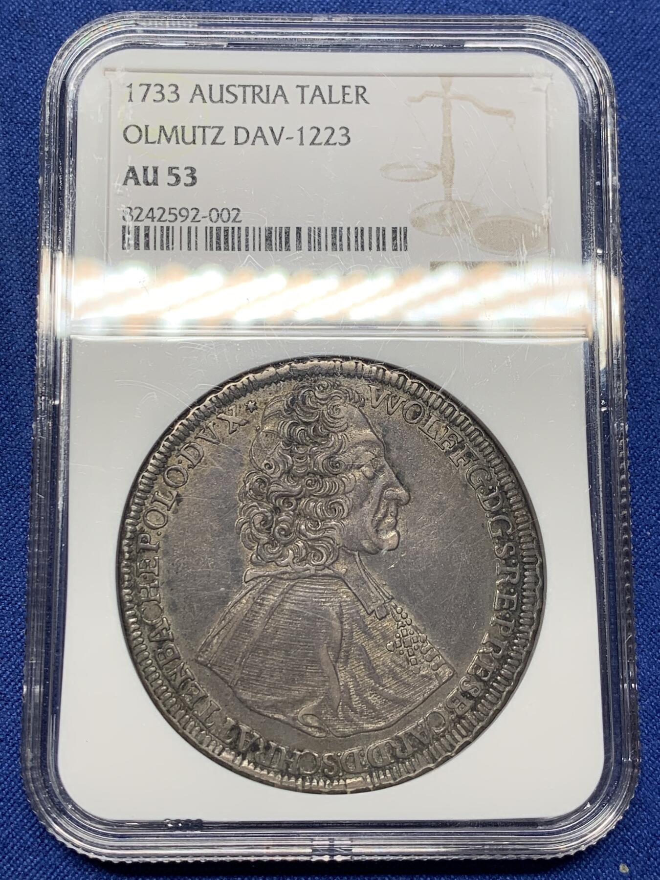 《竞宝斋》第469场 周日，周一 2场连拍 （全场包邮）欢迎送拍 NGC AU53 波西米亚王国 奥洛穆茨主教区 1733年 泰勒大银币 少见版本 季军分 仅3枚有分 2025年瑞士好品裸币 3.3成交