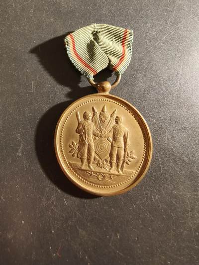 老王徽章第186期 - 法国金级射击协会奖章