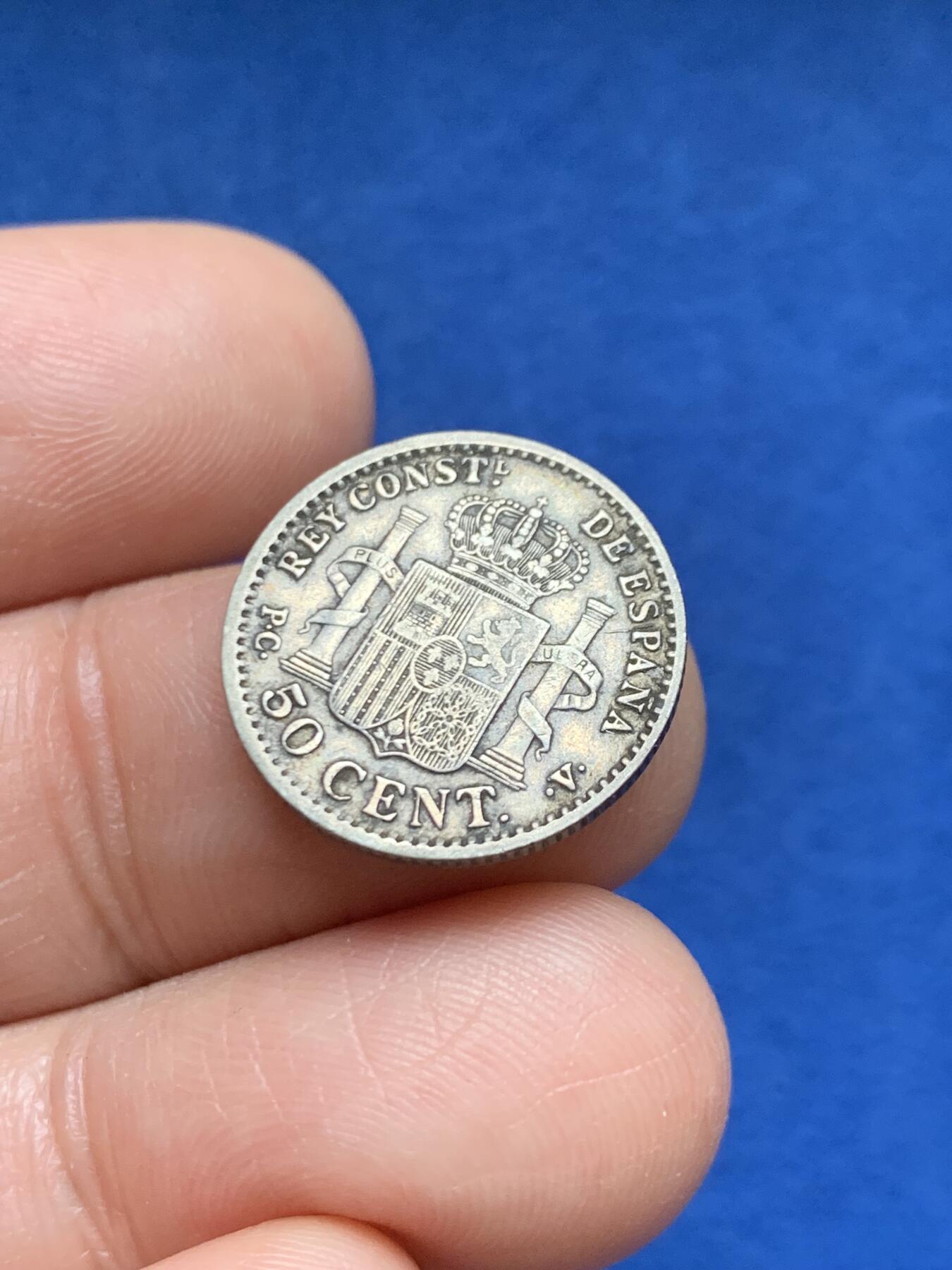 《竞宝斋》第469场 周日，周一 2场连拍 （全场包邮）欢迎送拍 西班牙 1904年 阿方索十三世(军装版)50分银币，重2.45克，835银