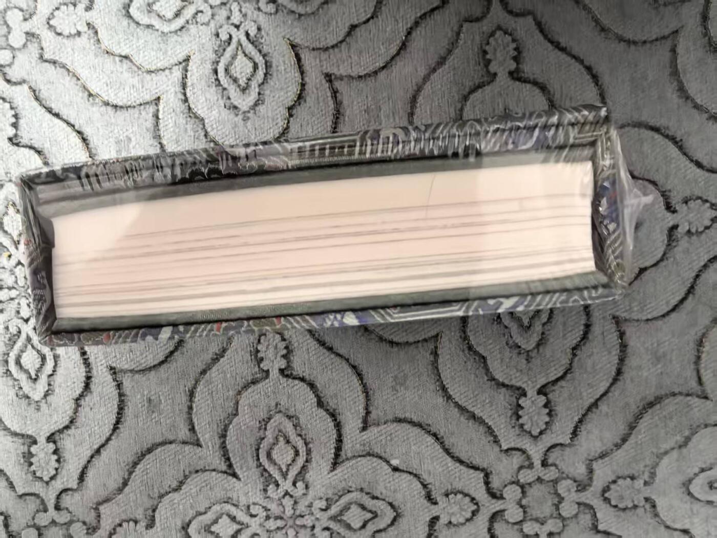 卡牌限时031期专场（21号晚21点截拍） 李云中神话中国，山海经图录，经折装，ALLIN套独有，全新未拆封，出厂品相