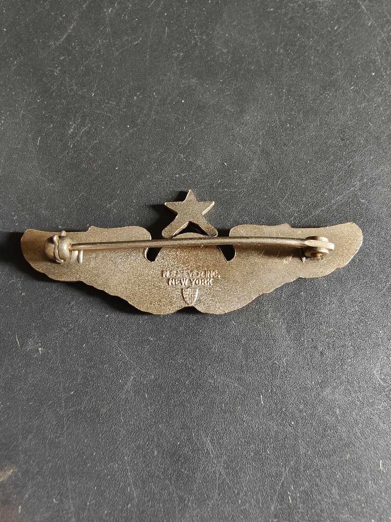 老王徽章第186期 美国二战陆军航空兵飞行观察员中级技能章    2英寸     梅耶厂造