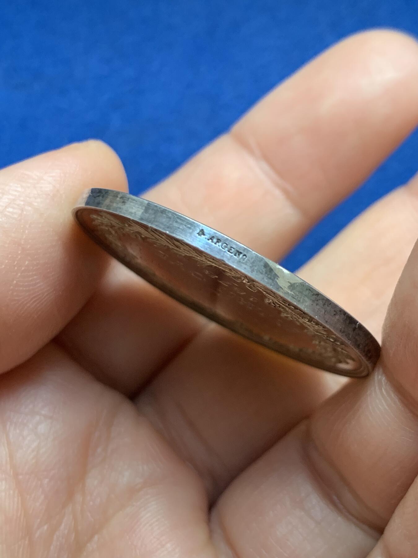 《竞宝斋》第469场 周日，周一 2场连拍 （全场包邮）欢迎送拍 法国1878里尔市银章 22.25克 36mm 蜜蜂银标