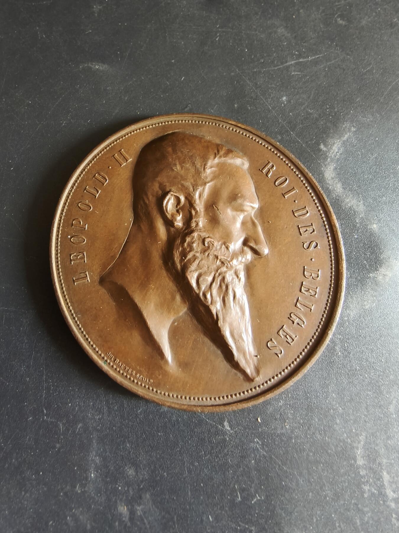 老王徽章第186期 1894 年比利时安特卫普世界博览会大铜章     直径60mm    重量78.1g